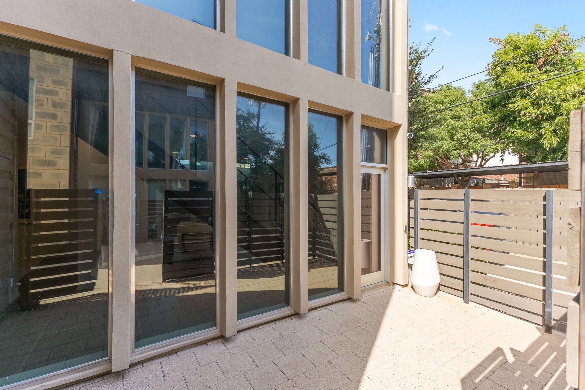 4206 Buena Vista Street C