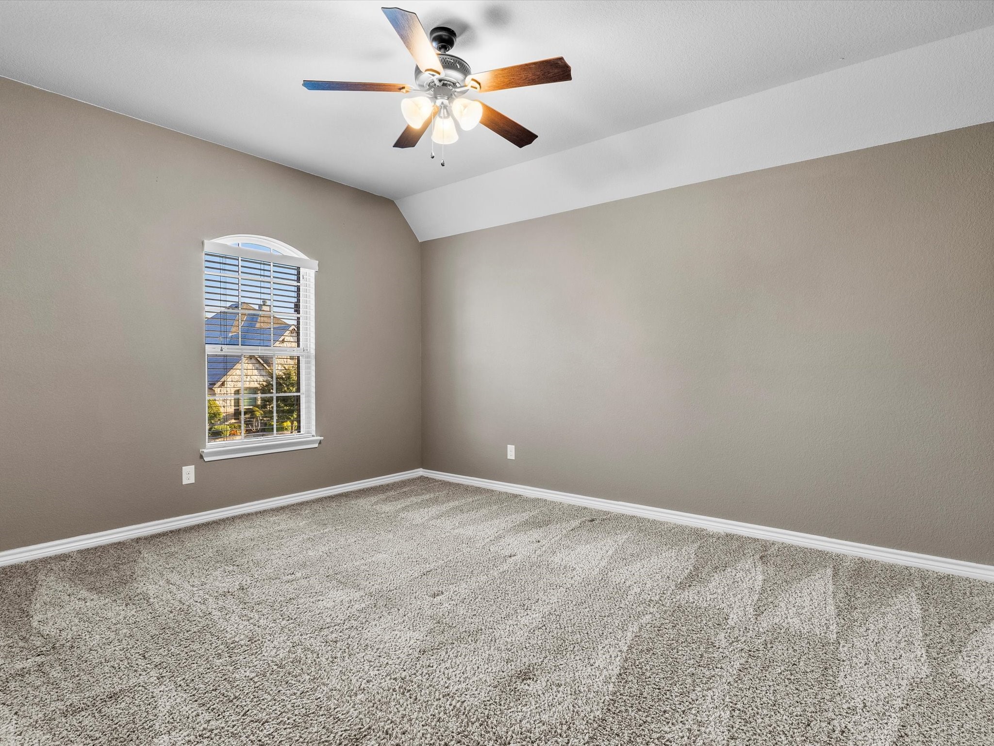 5025 Stockwhip Drive