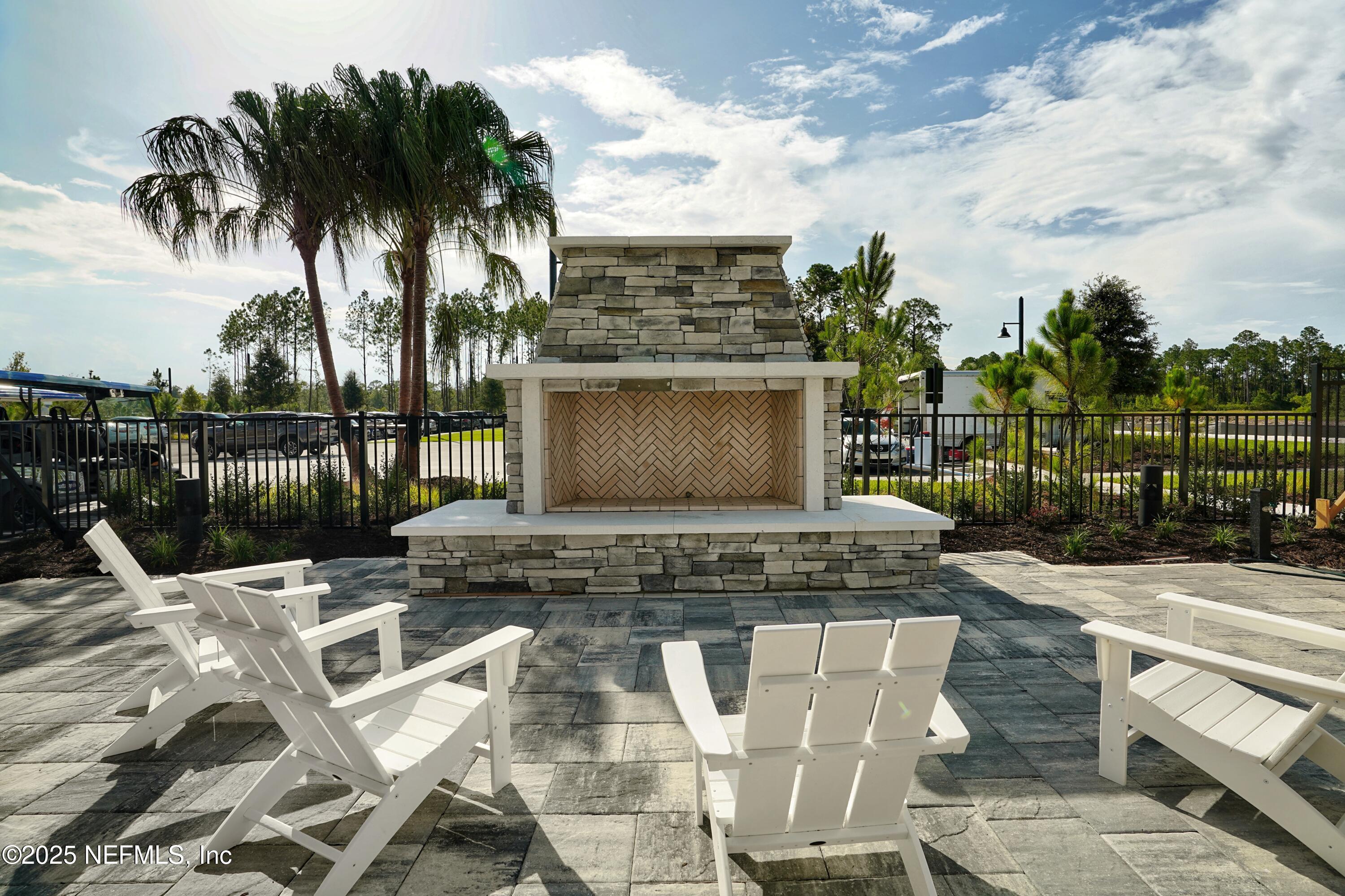 132 OAK PARK Drive, St. Johns