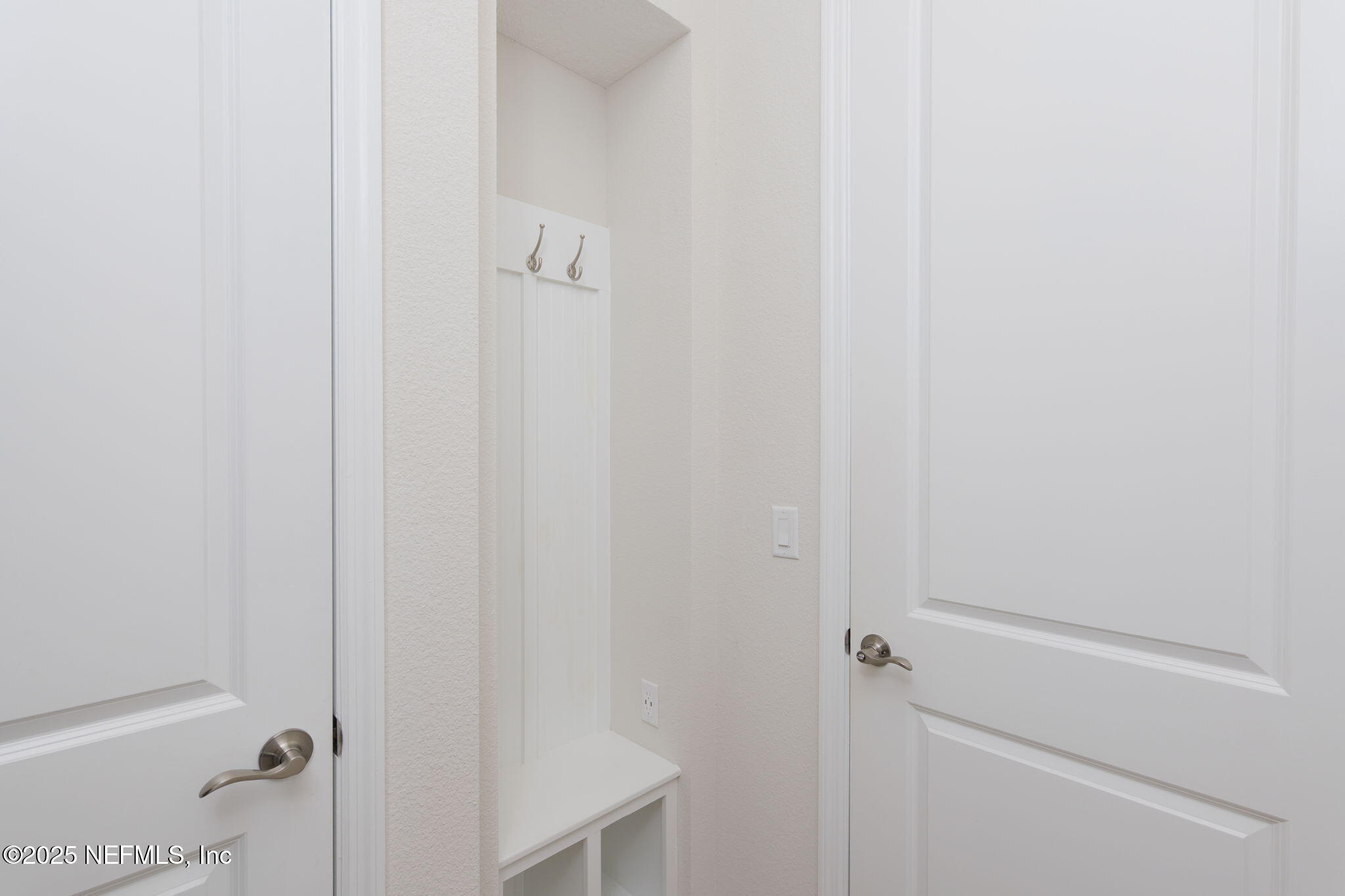 253 PINELLAS Way, St. Johns