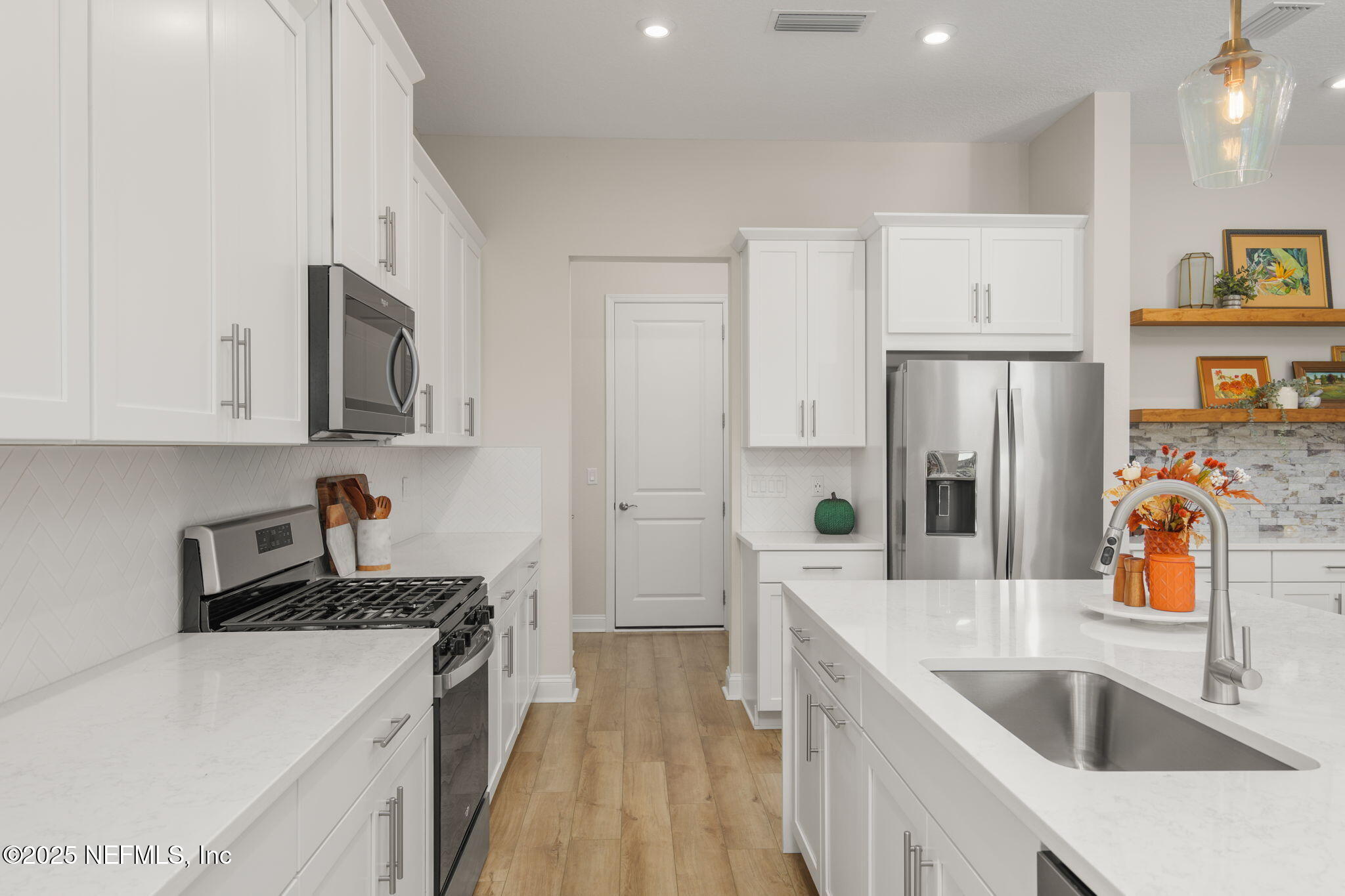 253 PINELLAS Way, St. Johns