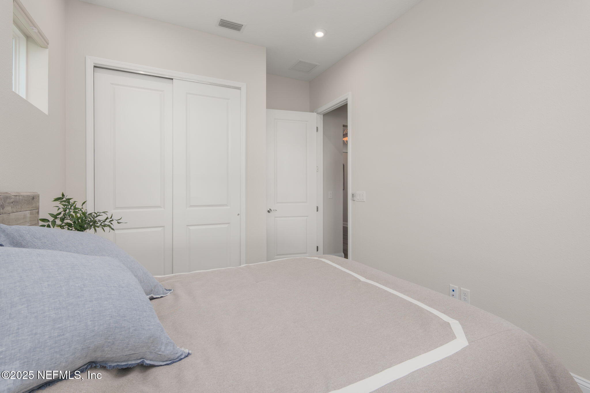 253 PINELLAS Way, St. Johns