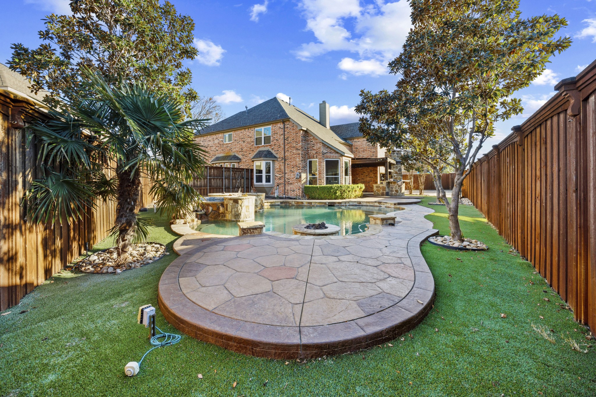 1800 Hollow Falls Court