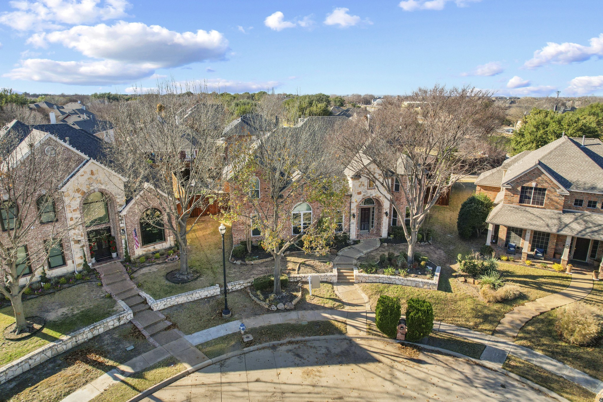 1800 Hollow Falls Court