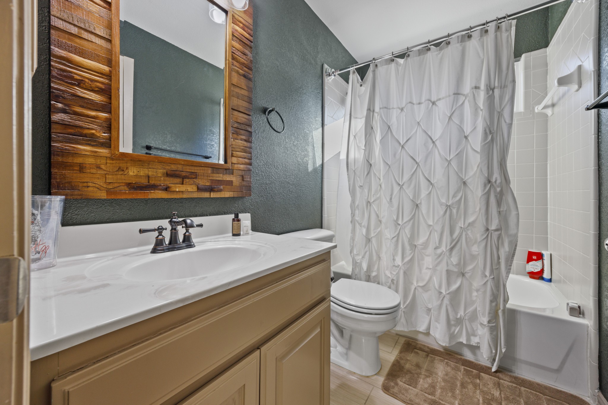1800 Hollow Falls Court