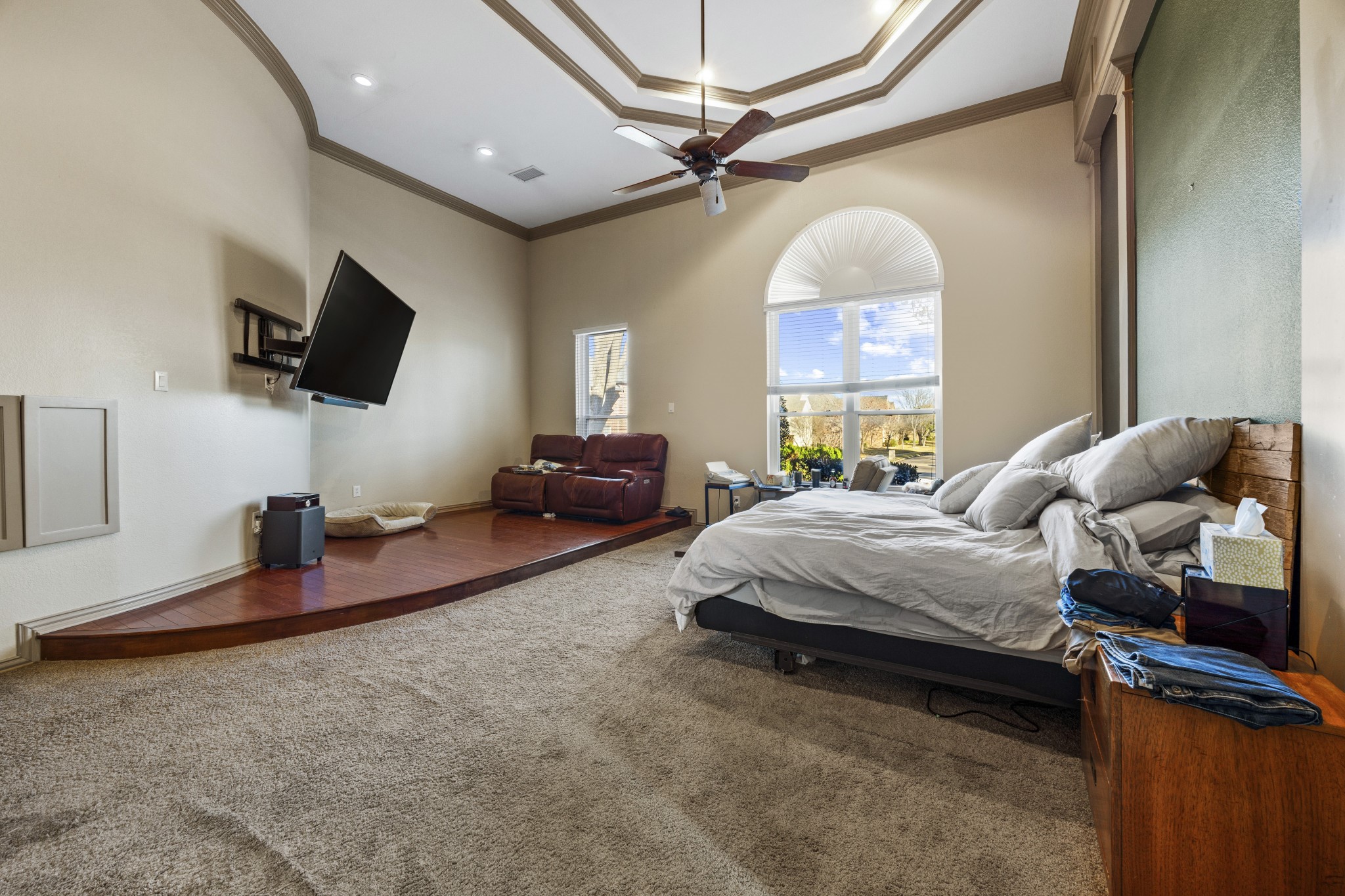 1800 Hollow Falls Court