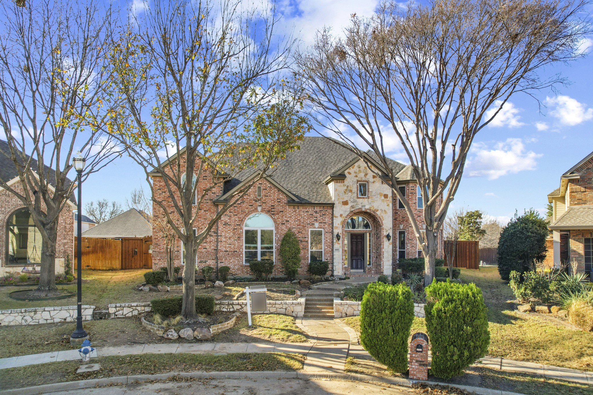 1800 Hollow Falls Court