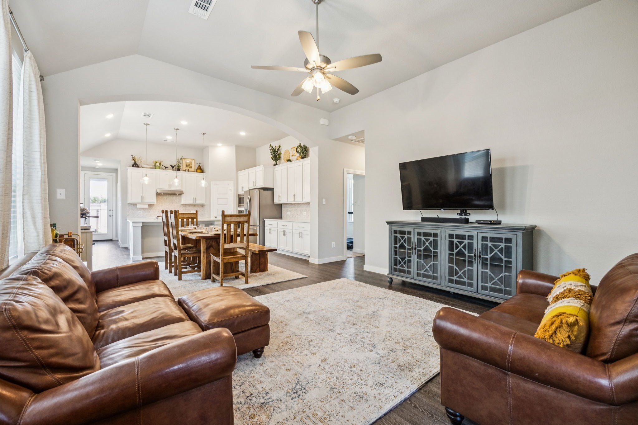 3508 Dusty Miller Road
