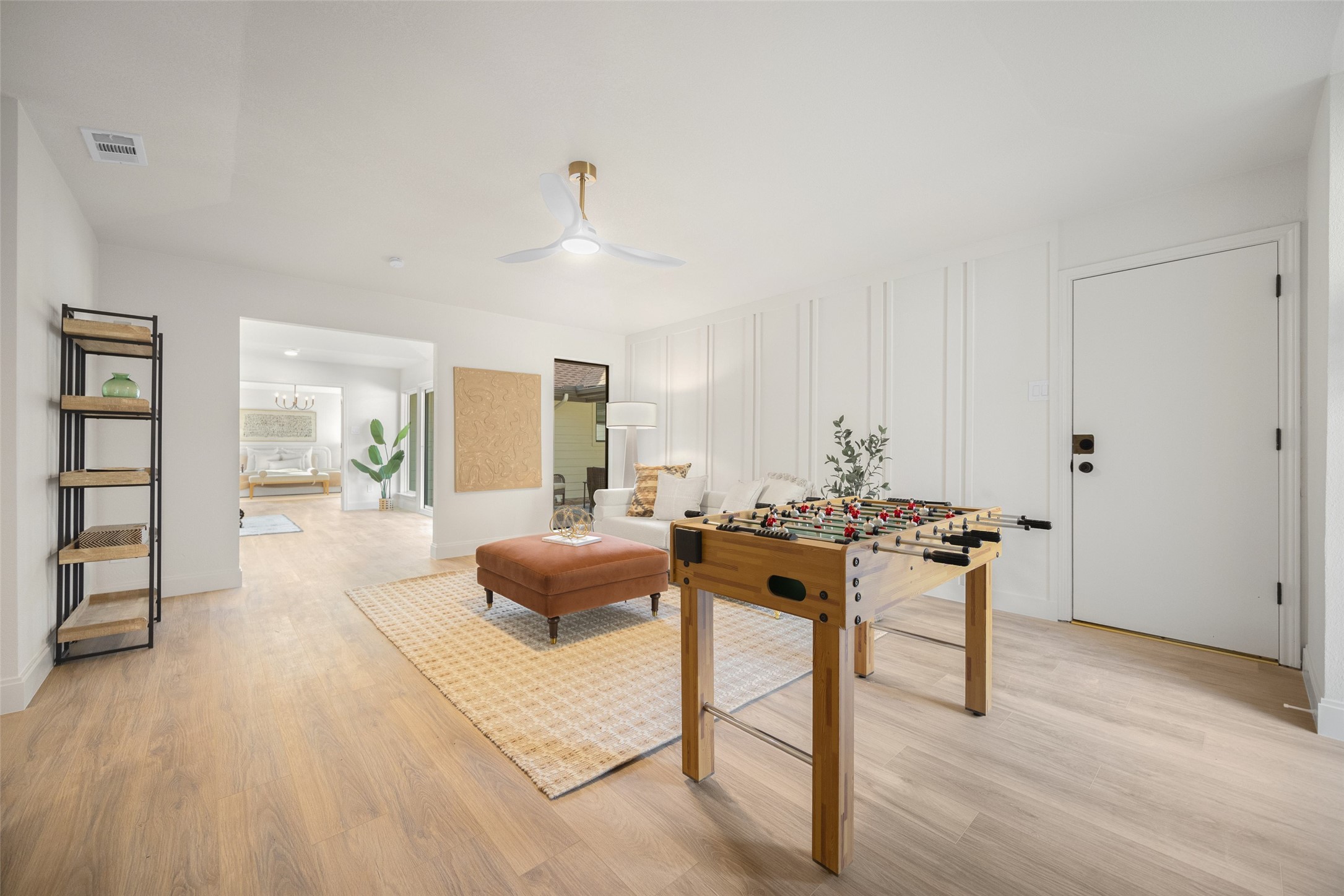 9911 Glen Canyon Drive