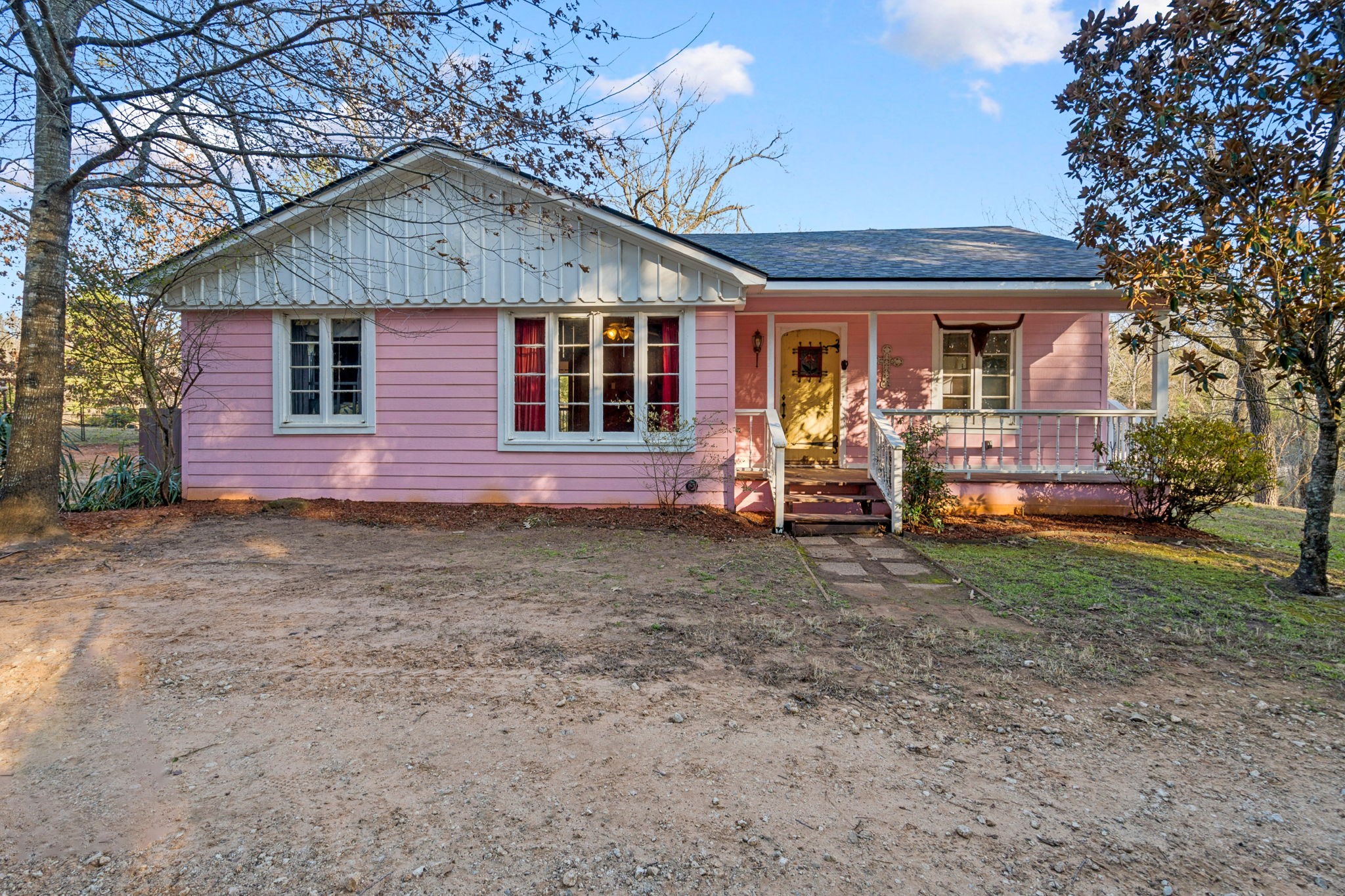 18621 County Road 477