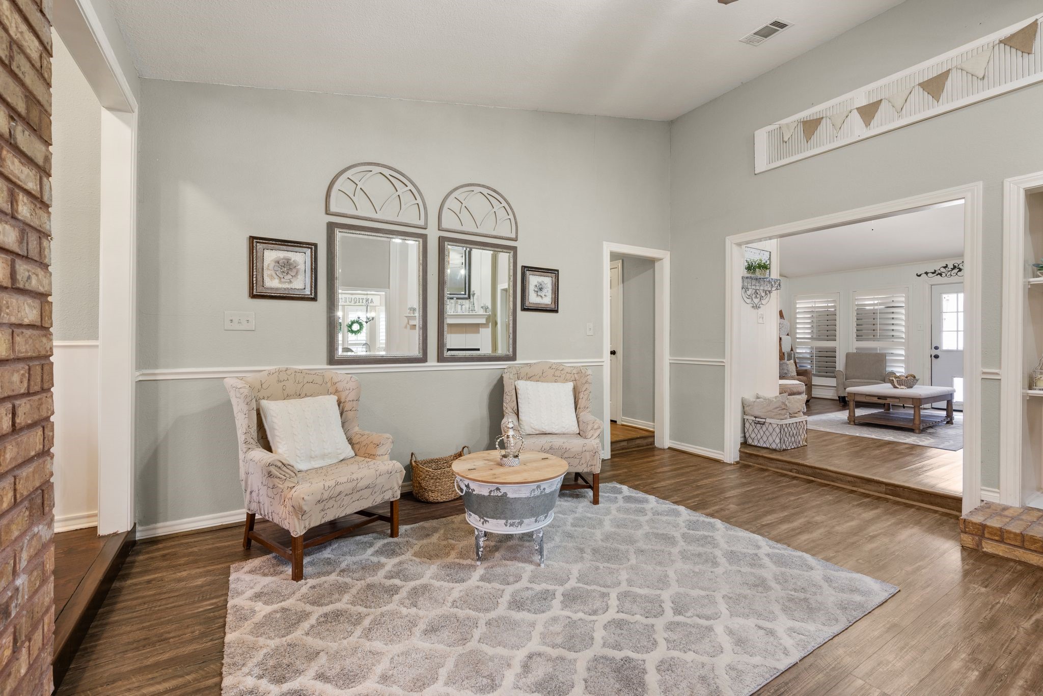 3229 David Drive