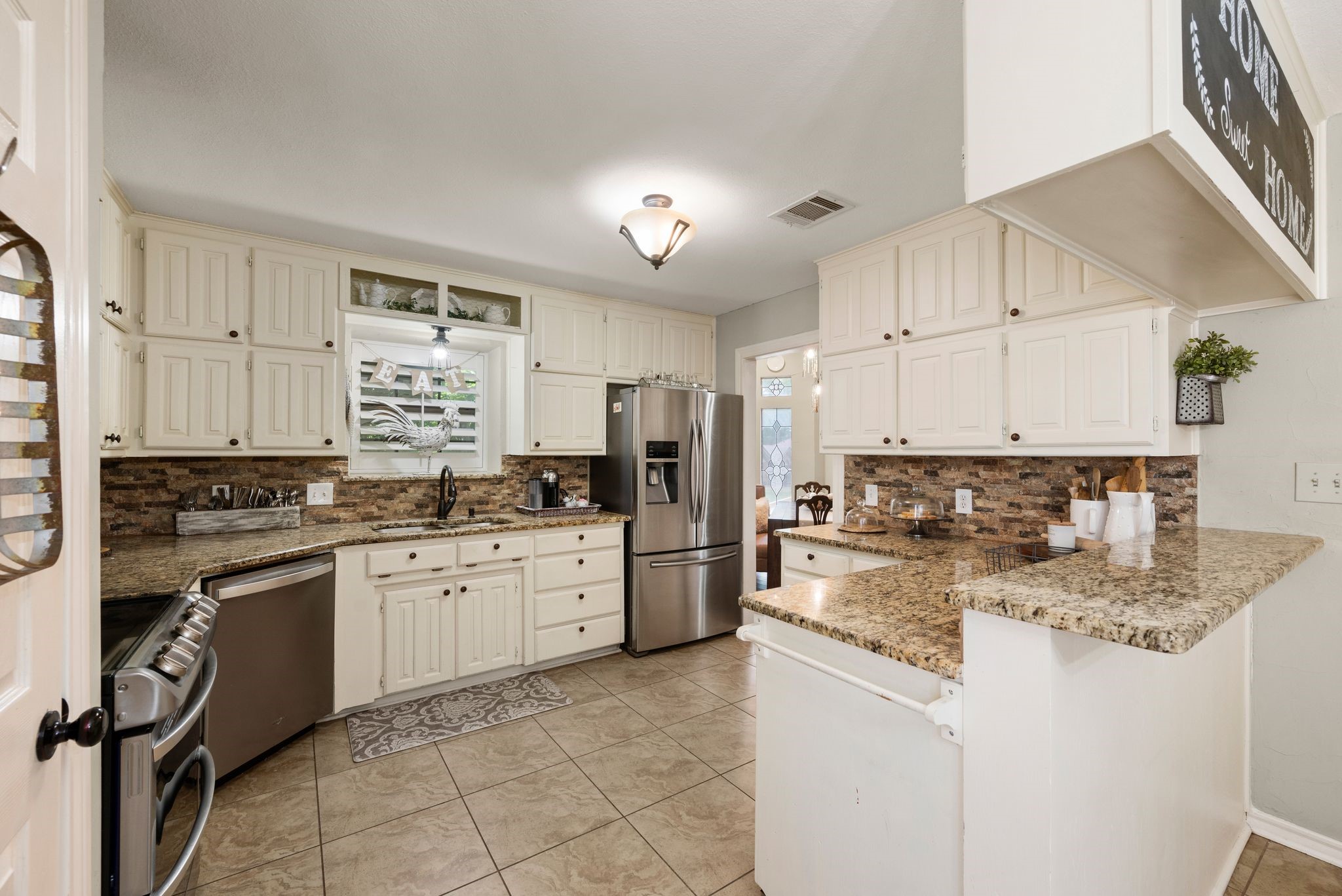 3229 David Drive