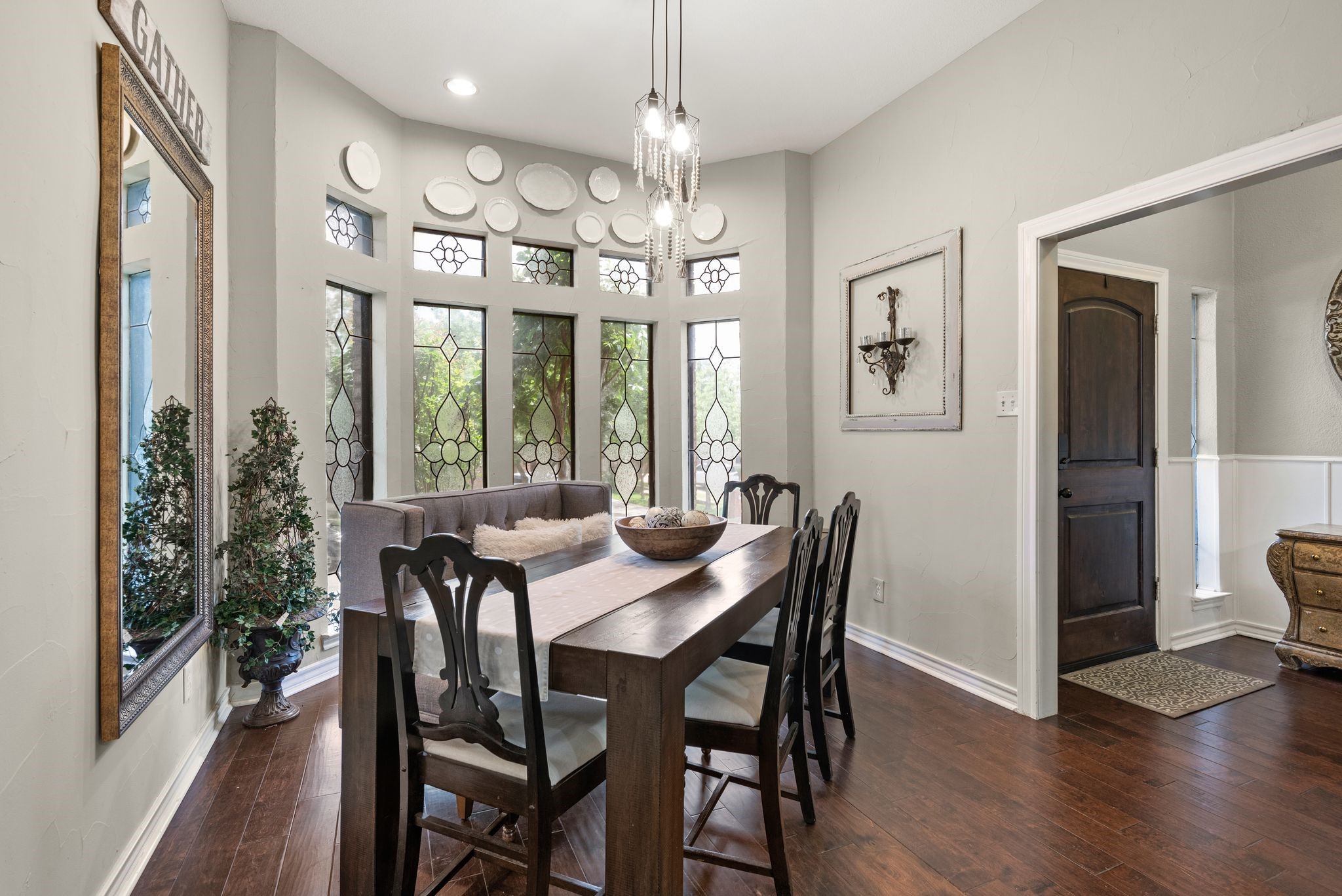 3229 David Drive
