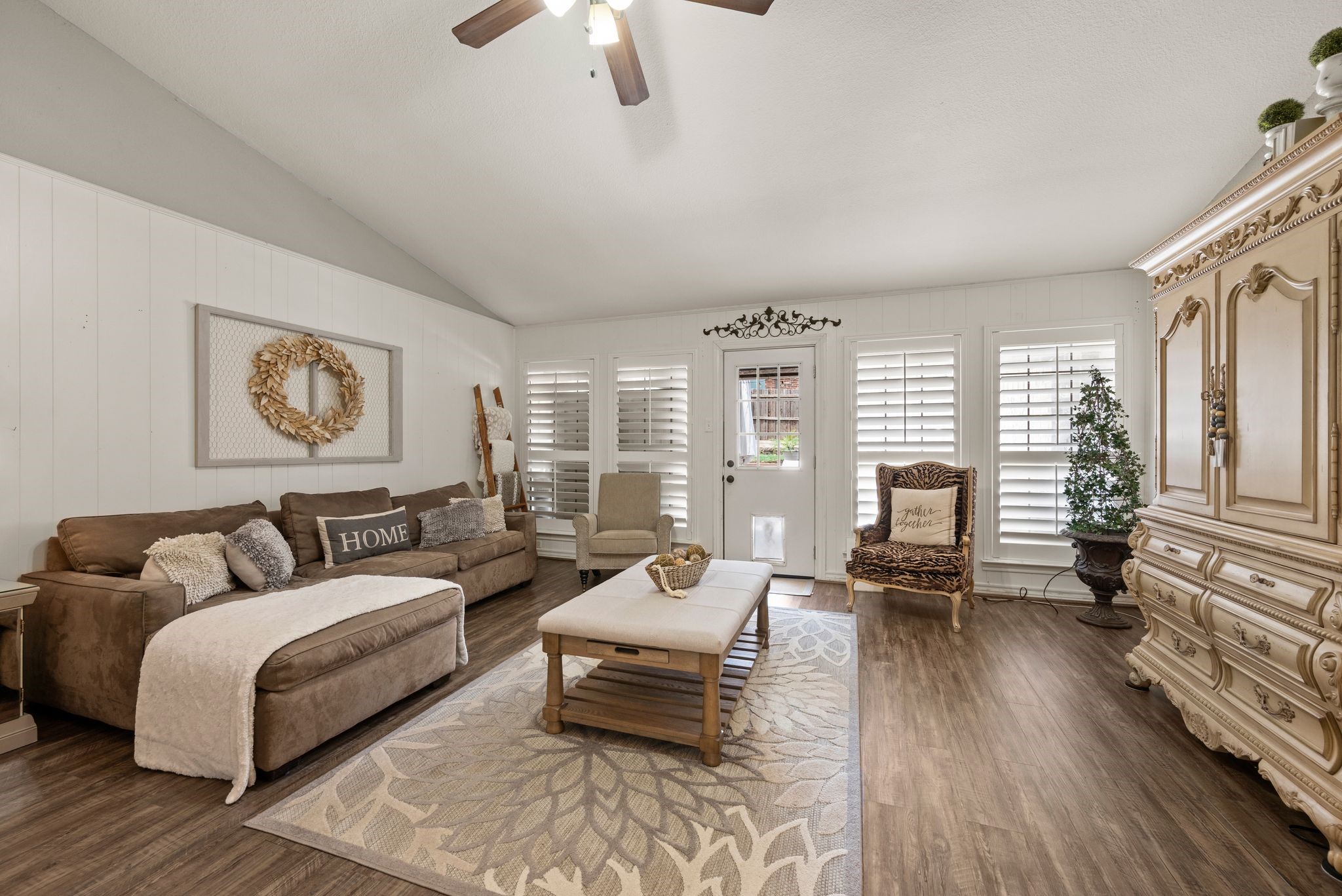 3229 David Drive