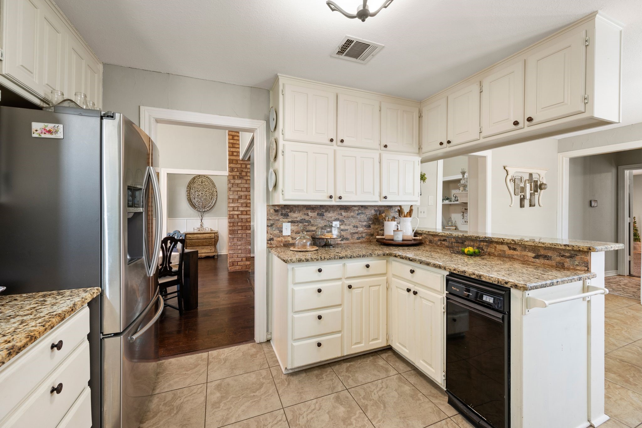 3229 David Drive