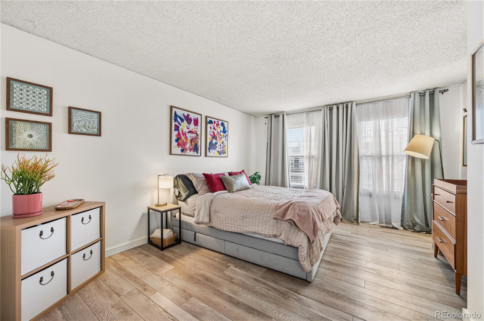 5775 W 61st Place