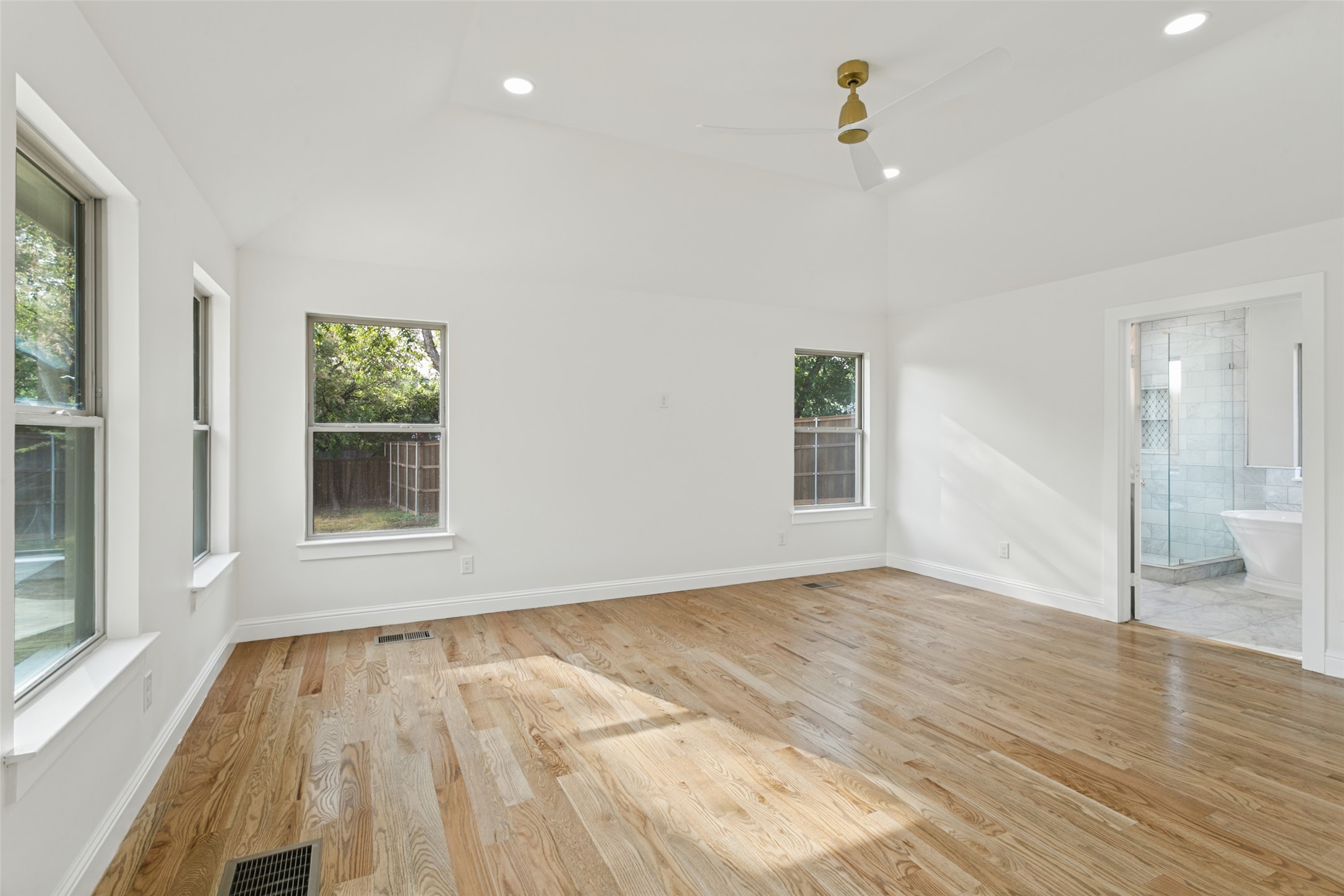 1821 Warner Road
