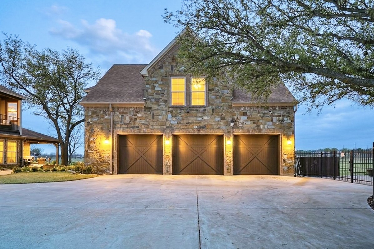 222 Bayne Road