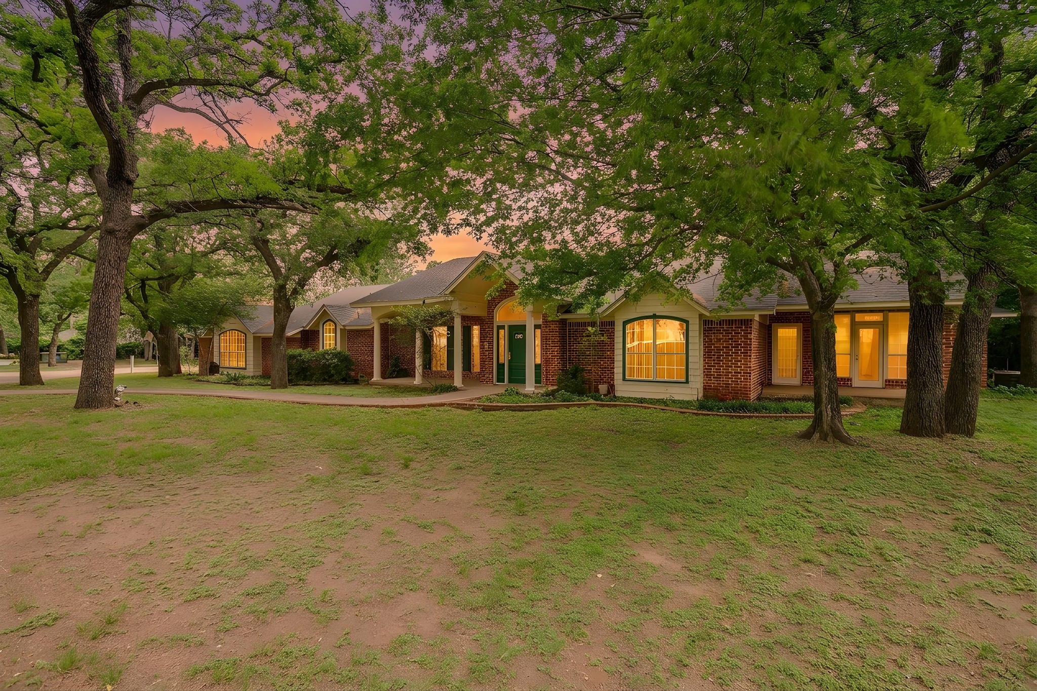 2215 California Lane