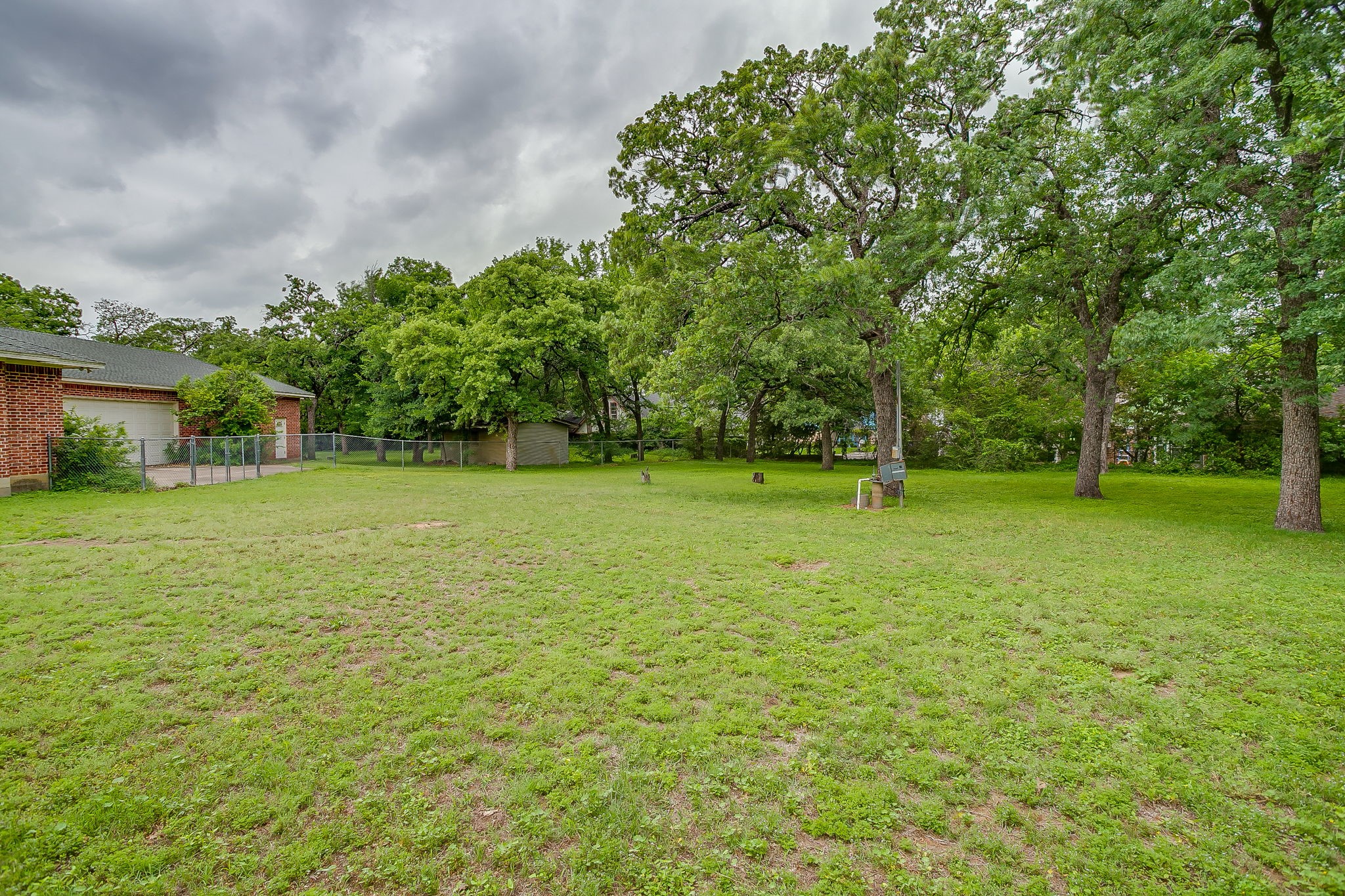 2215 California Lane