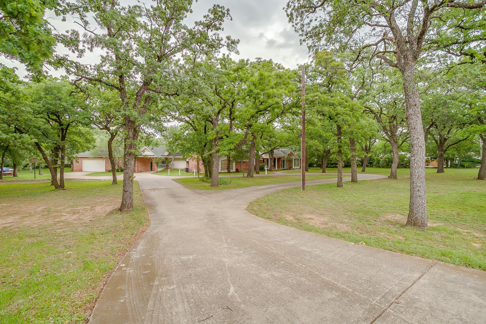 2215 California Lane