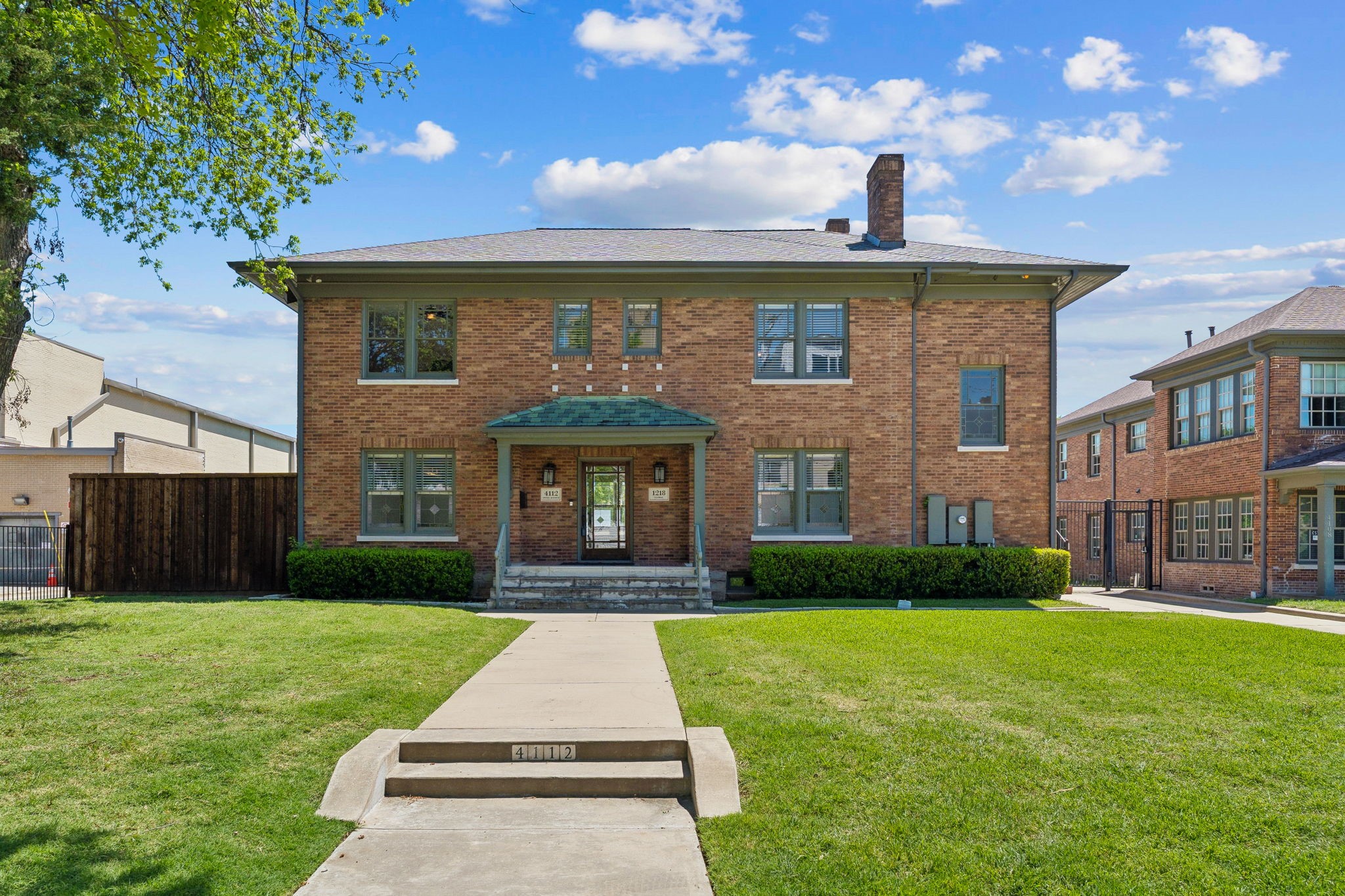4112 Swiss Avenue