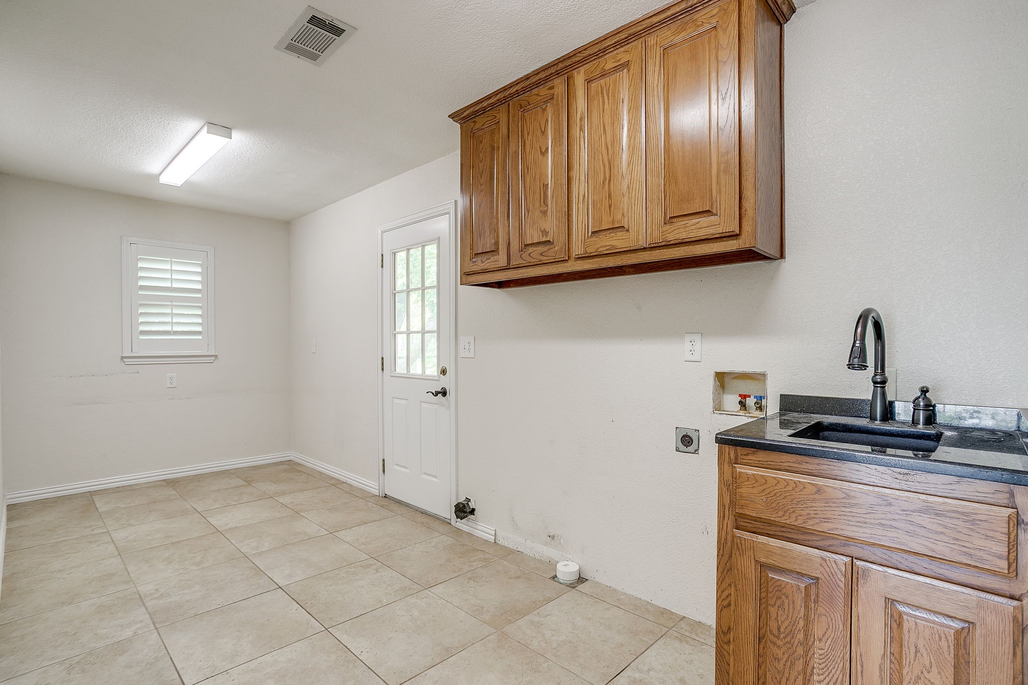 2196 Old Agnes Road