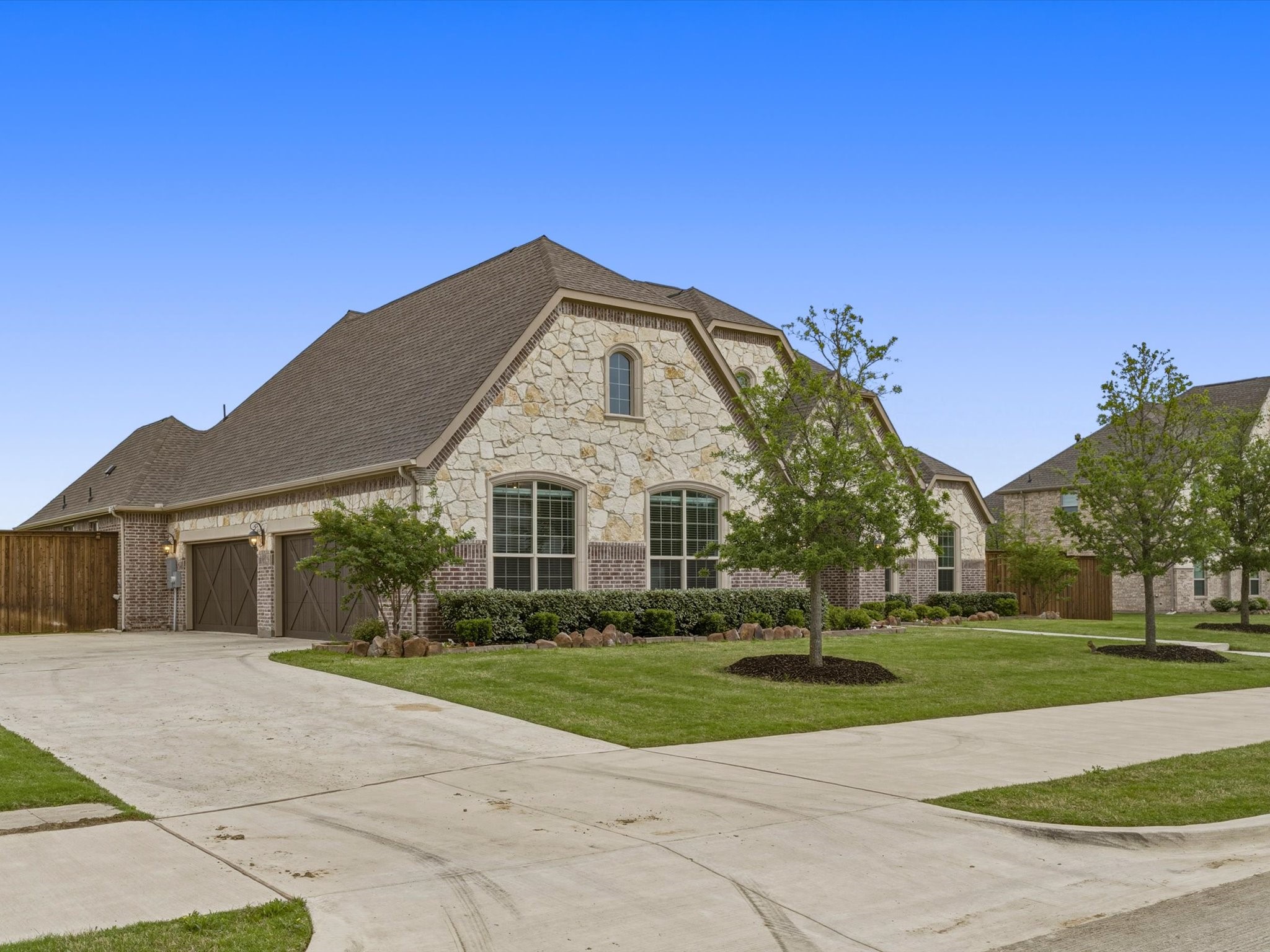 913 Bluebonnet Drive