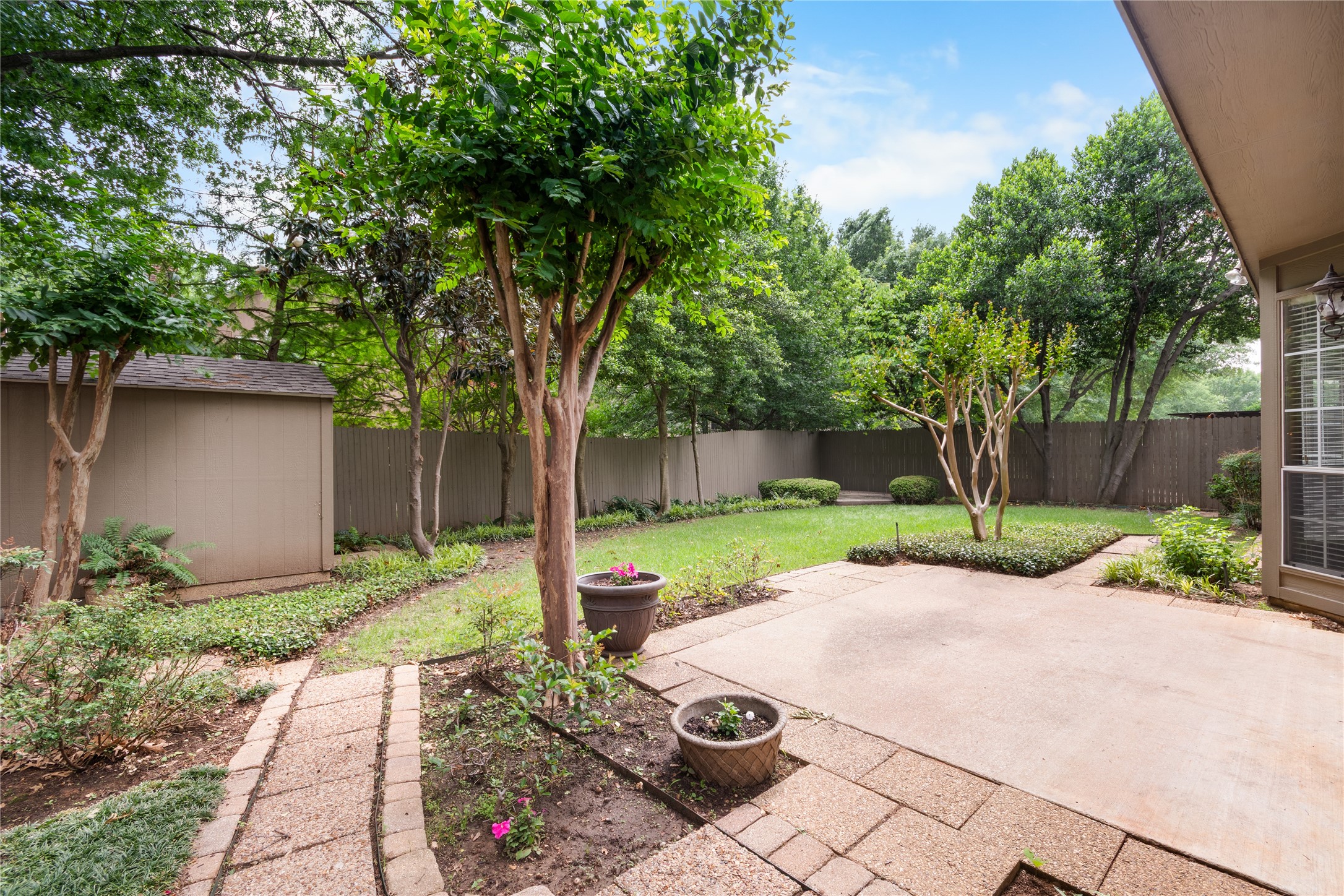 3233 Shady Glen Drive