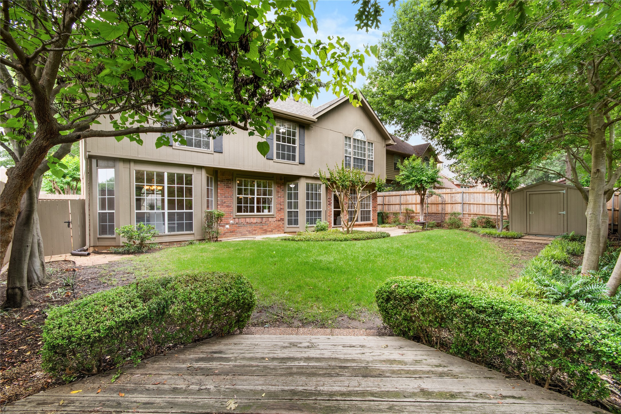 3233 Shady Glen Drive
