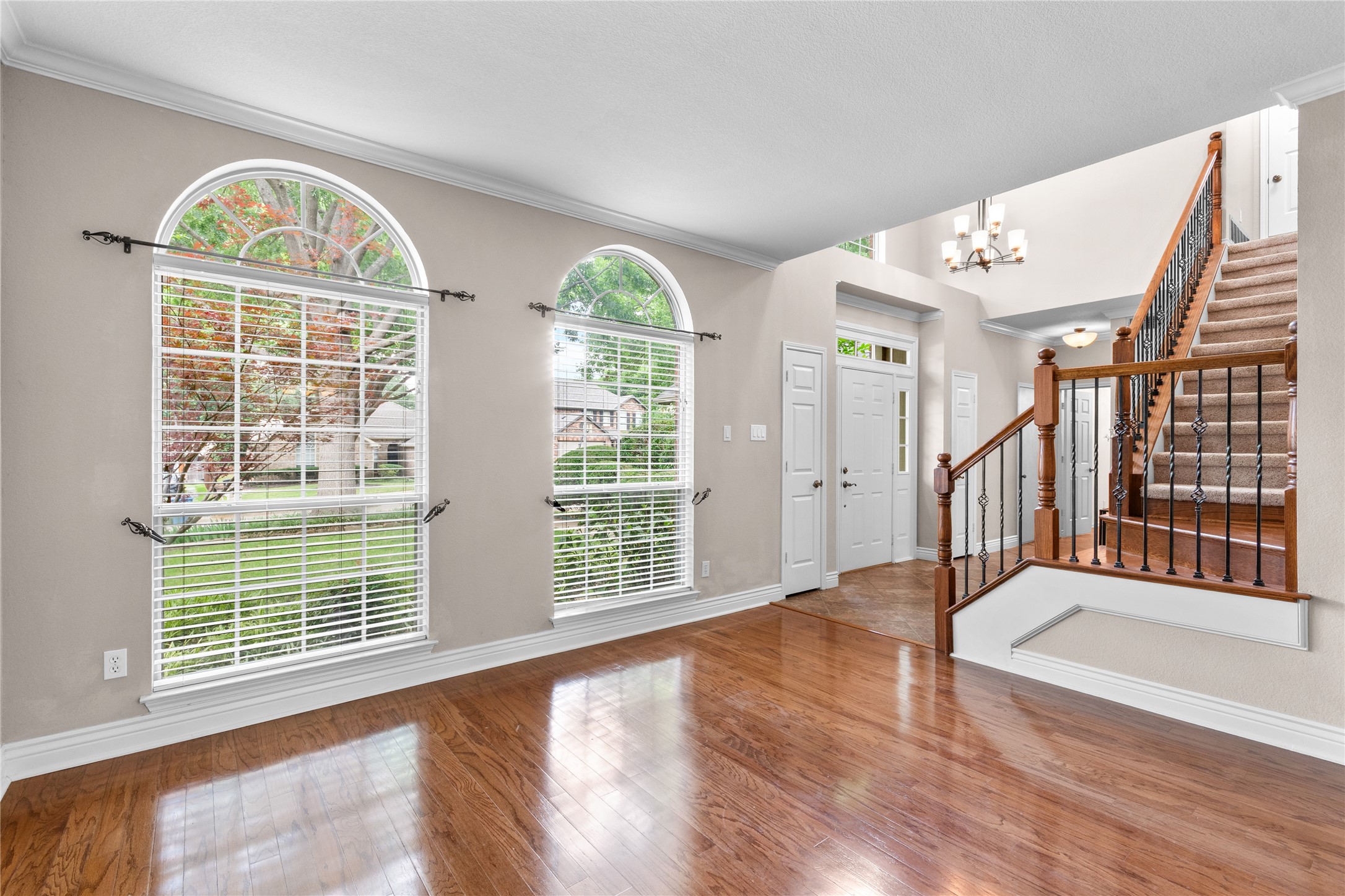 3233 Shady Glen Drive