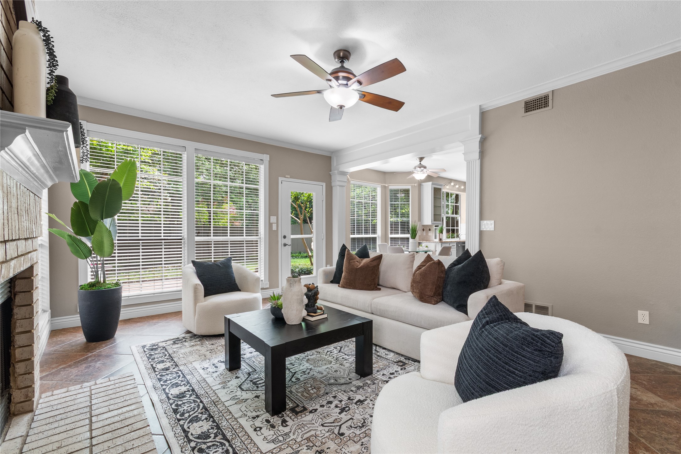3233 Shady Glen Drive