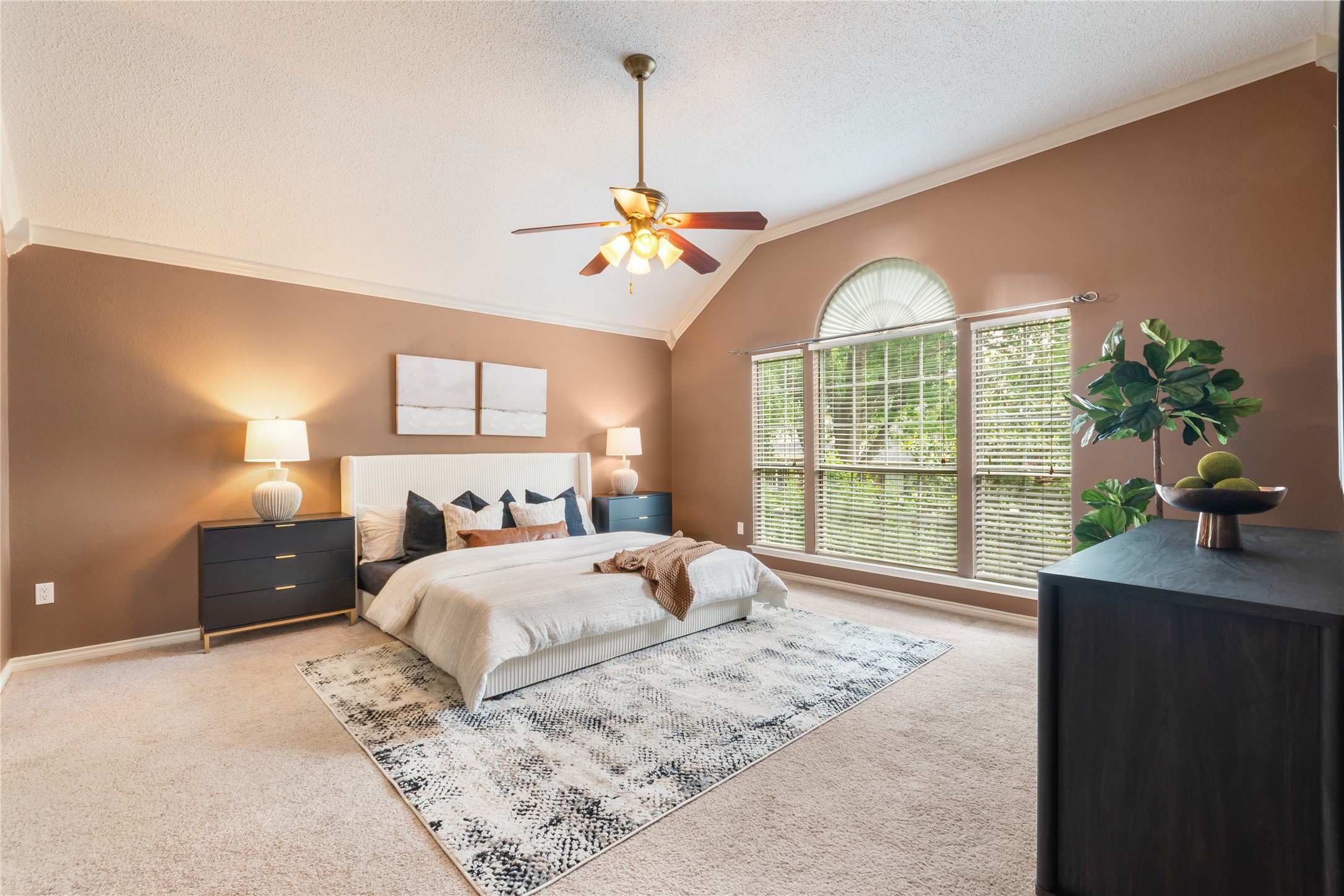 3233 Shady Glen Drive