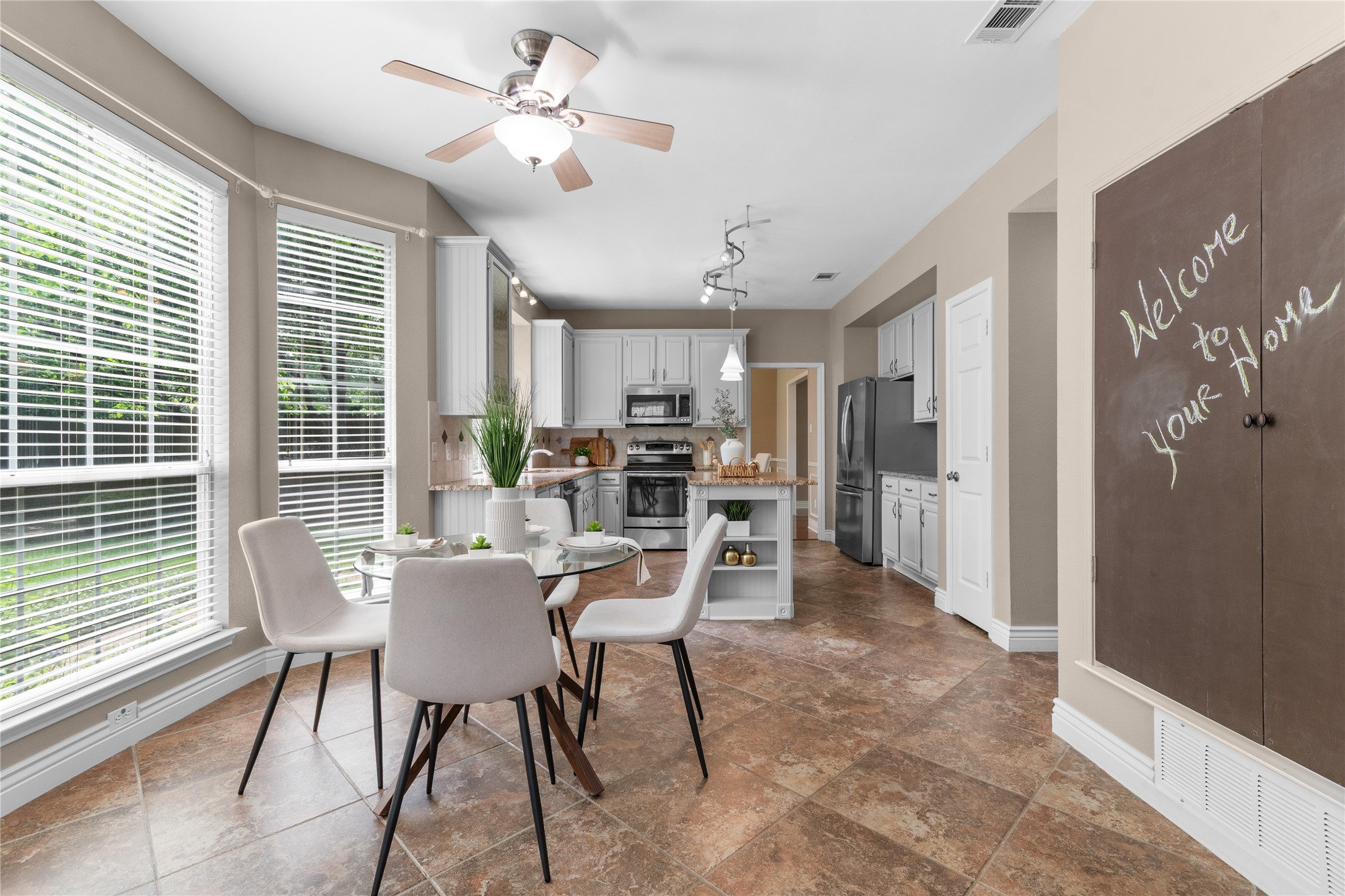 3233 Shady Glen Drive