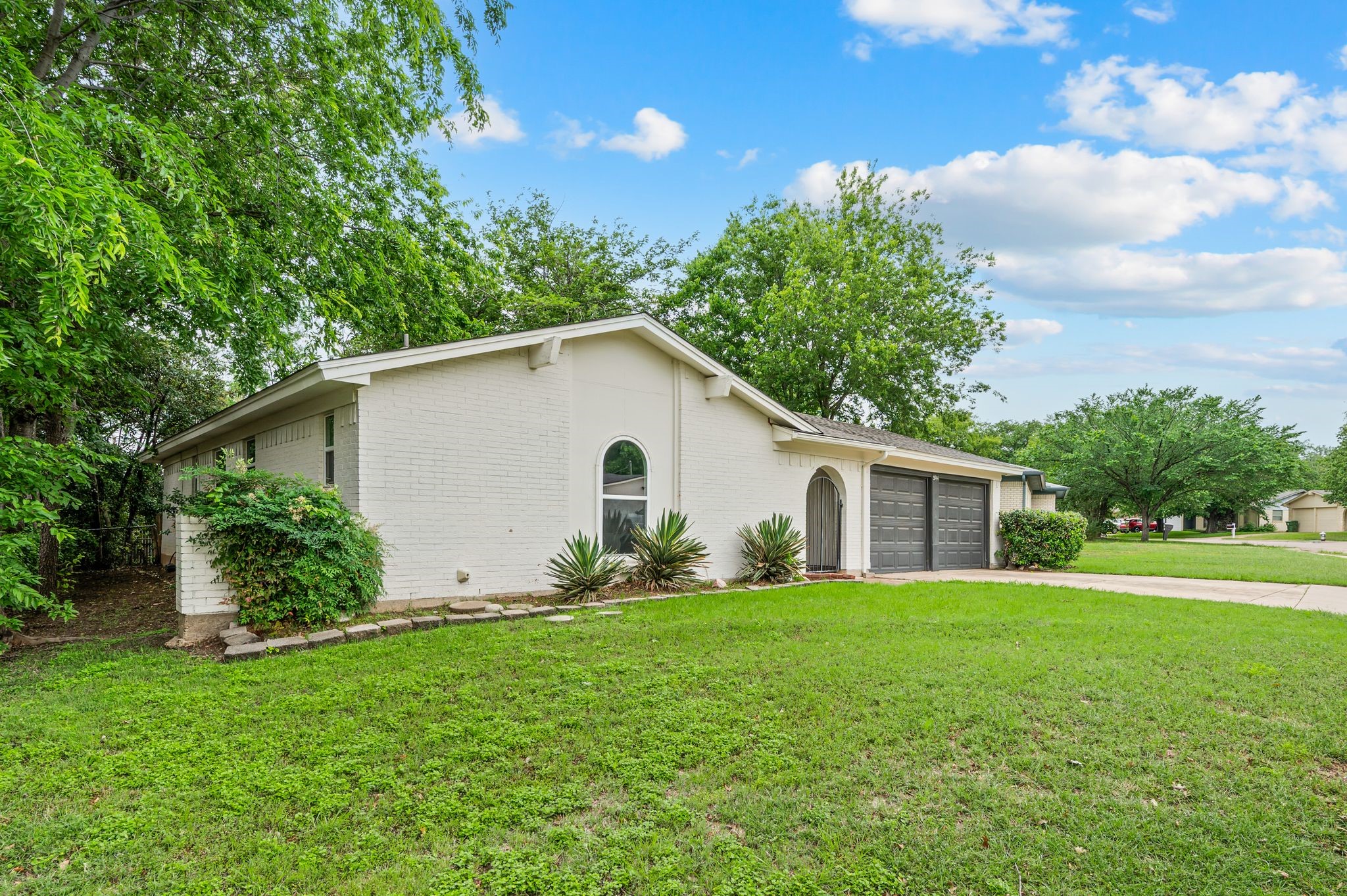 5944 Richard Drive