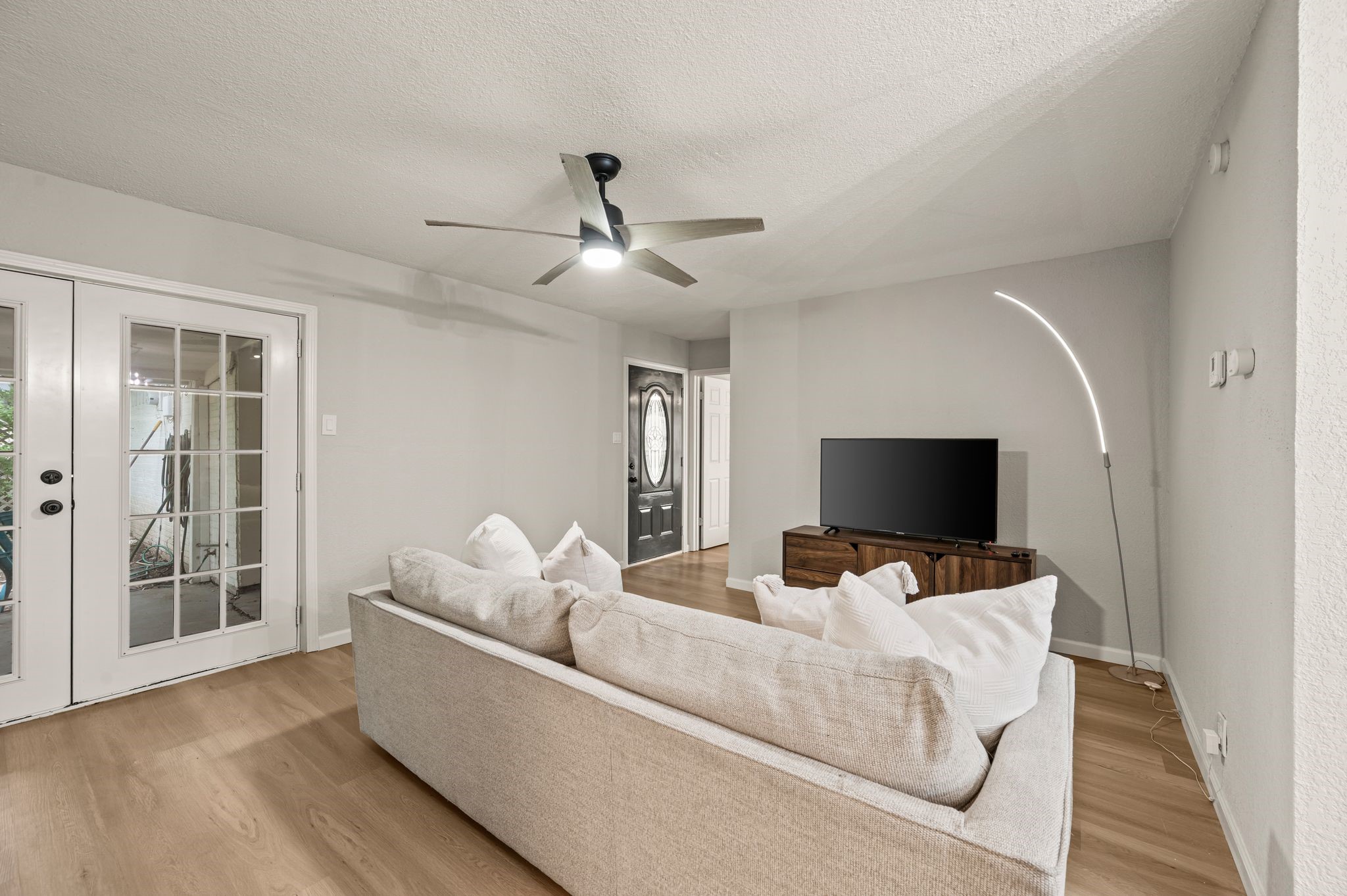 5944 Richard Drive