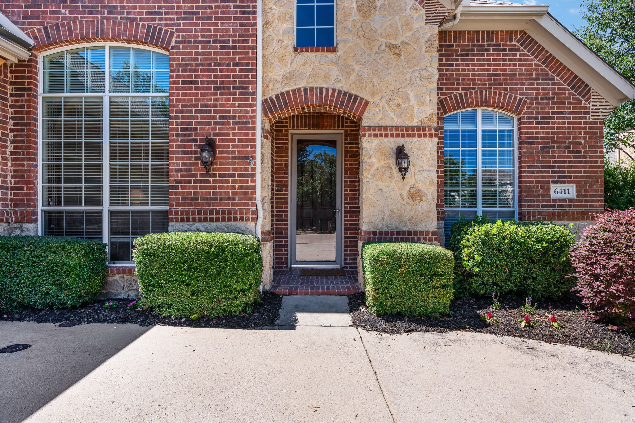 6411 Fieldcrest Lane