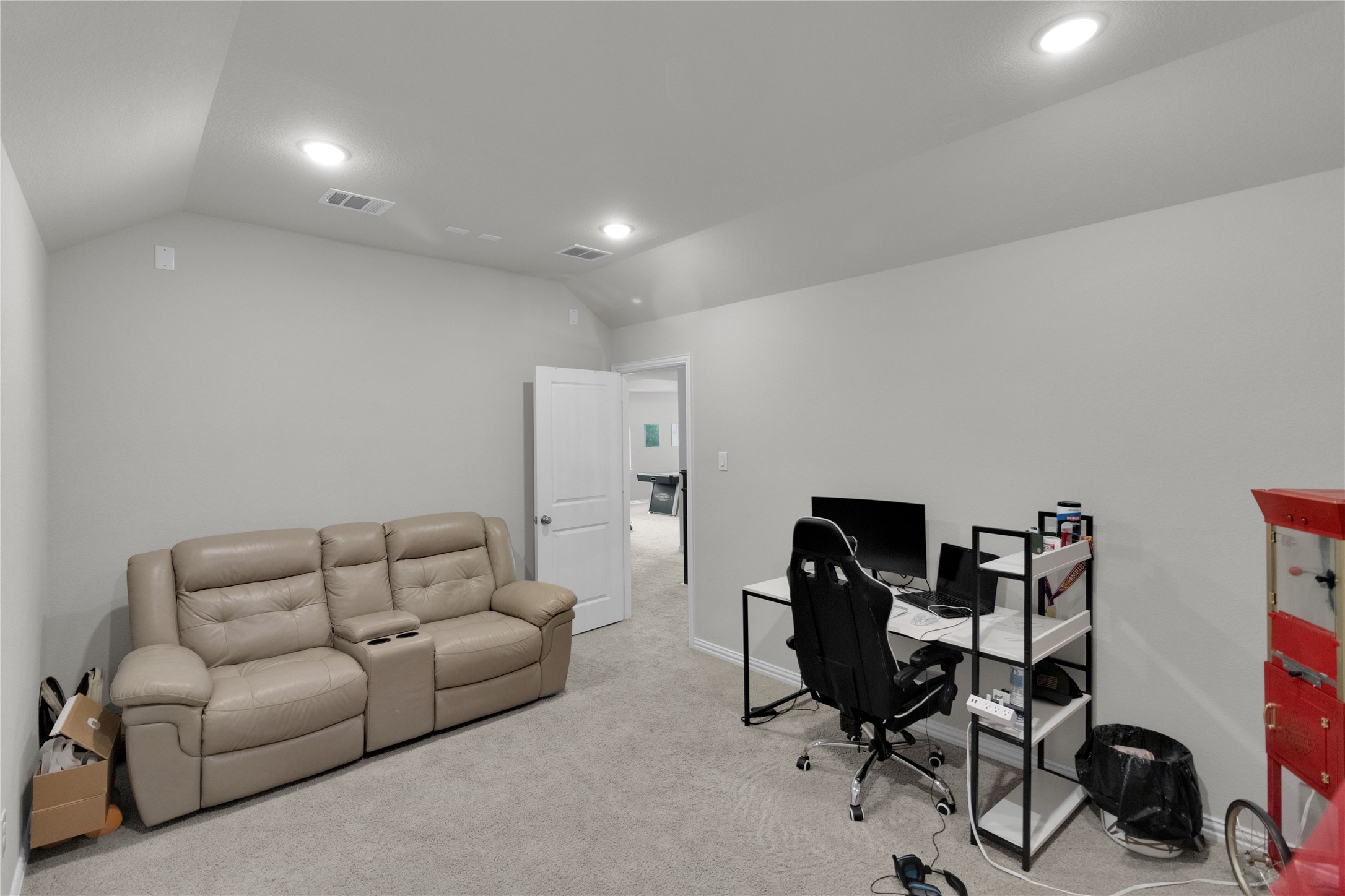 813 Harrington Lane