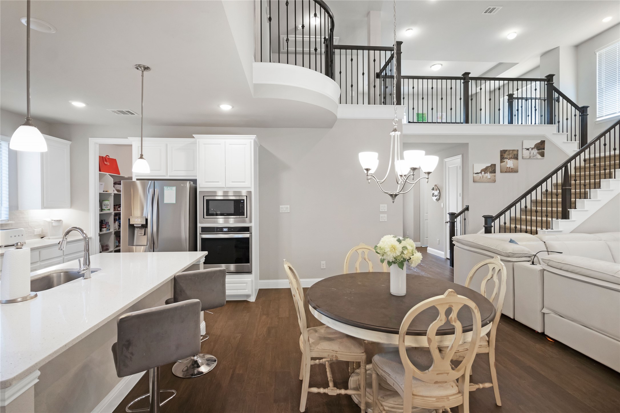 813 Harrington Lane