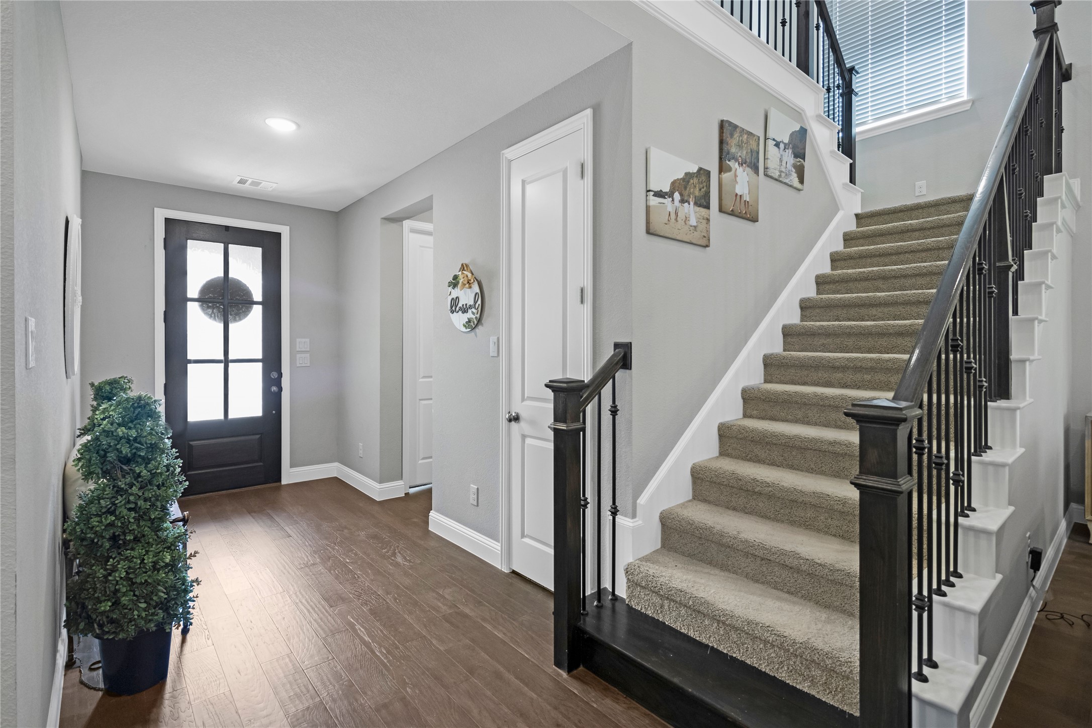 813 Harrington Lane