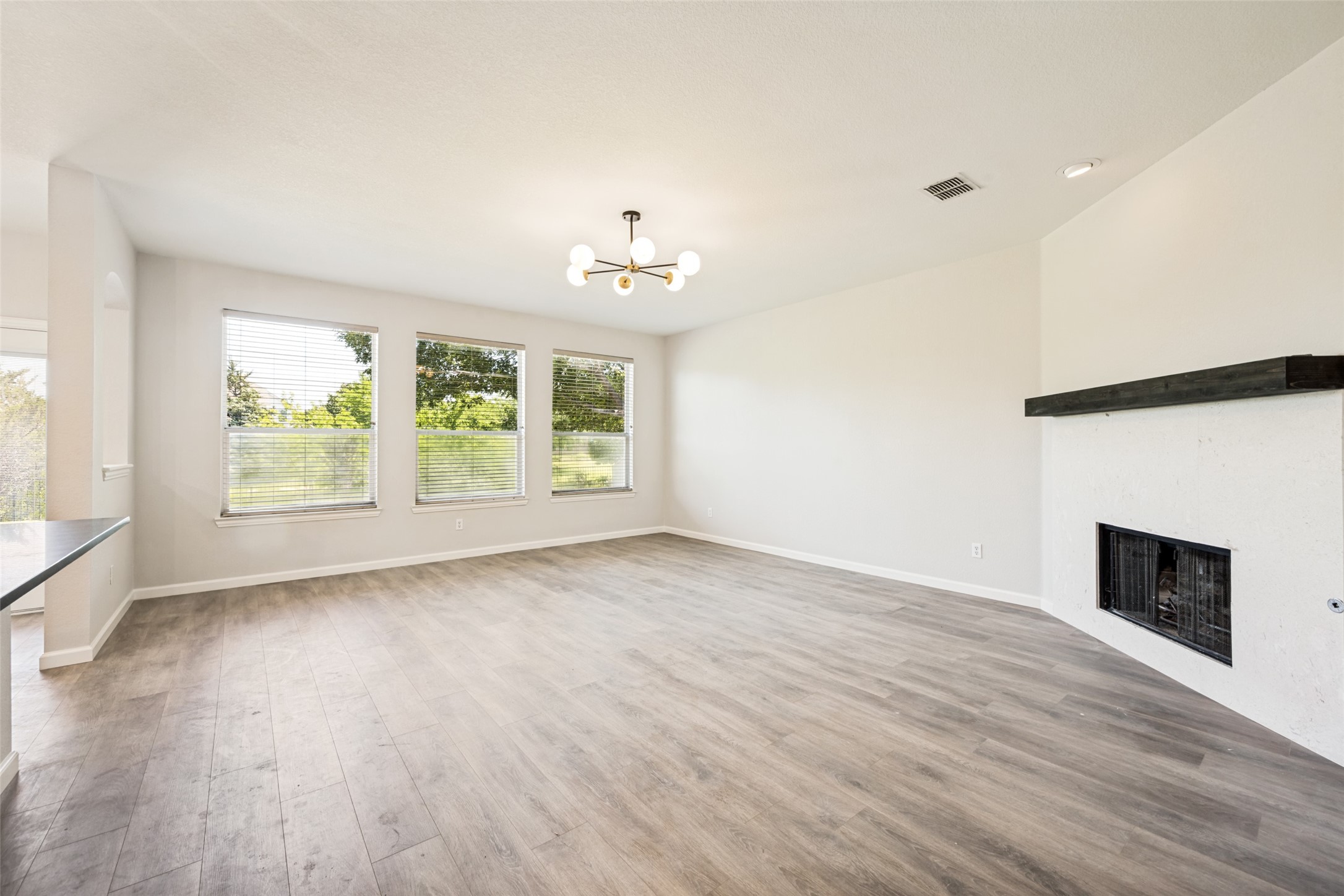 5205 Bay View Drive