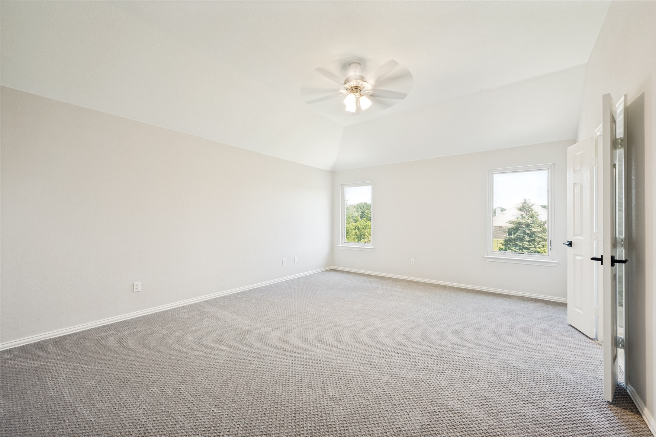 5205 Bay View Drive
