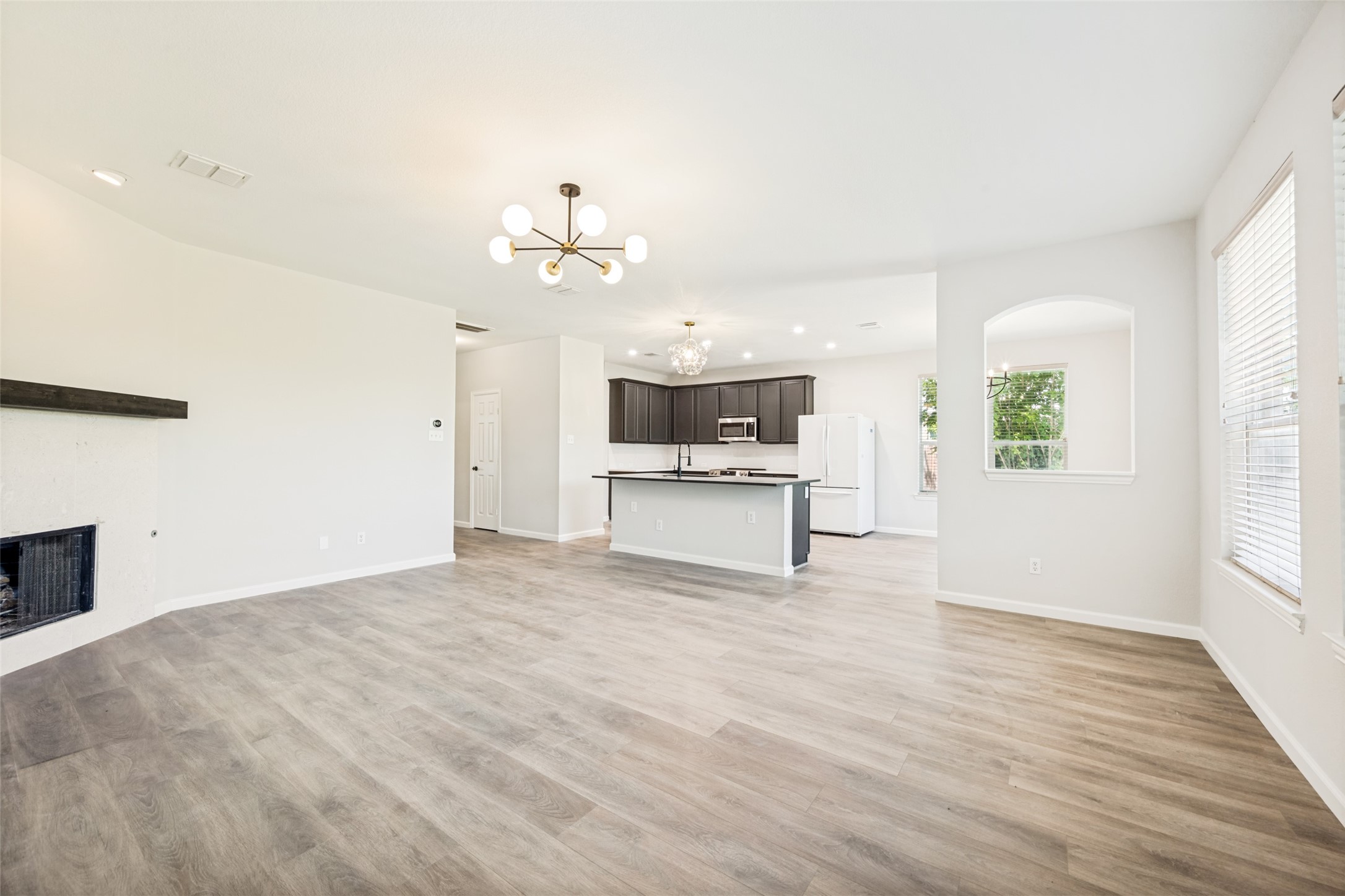 5205 Bay View Drive