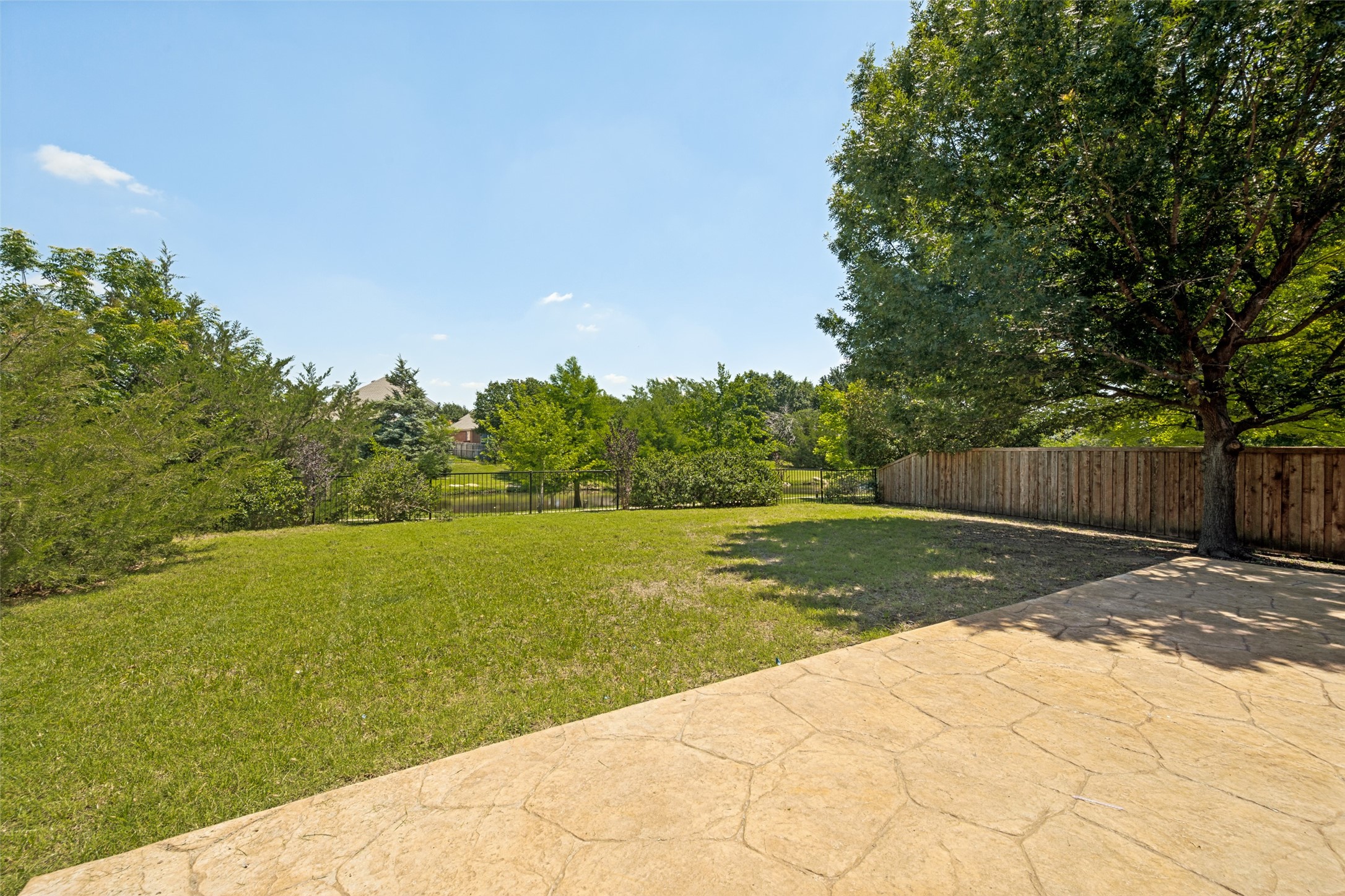 5205 Bay View Drive