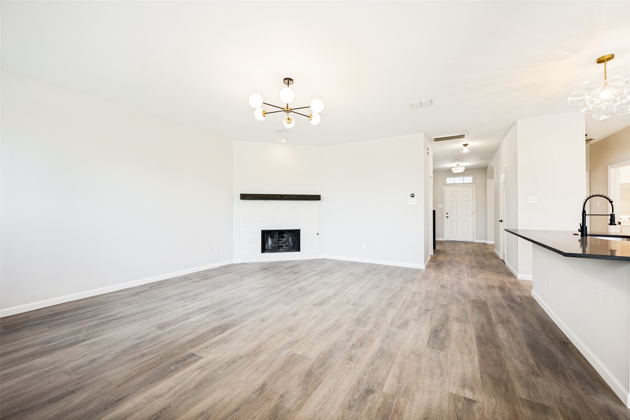 5205 Bay View Drive