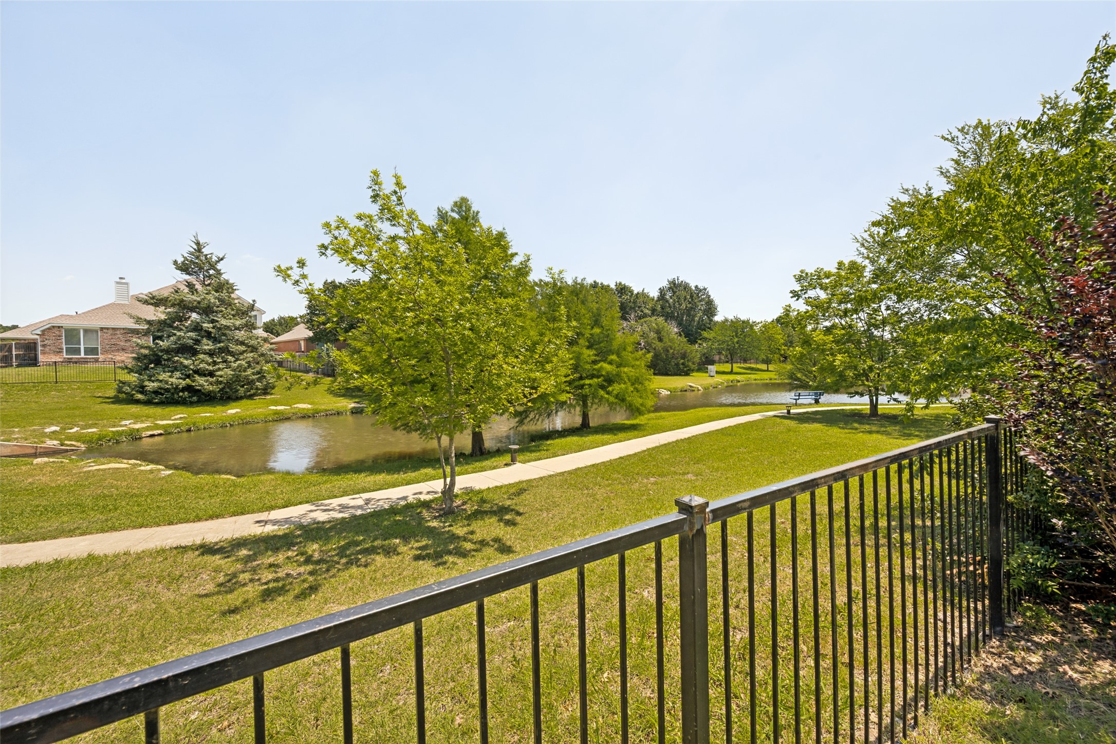 5205 Bay View Drive