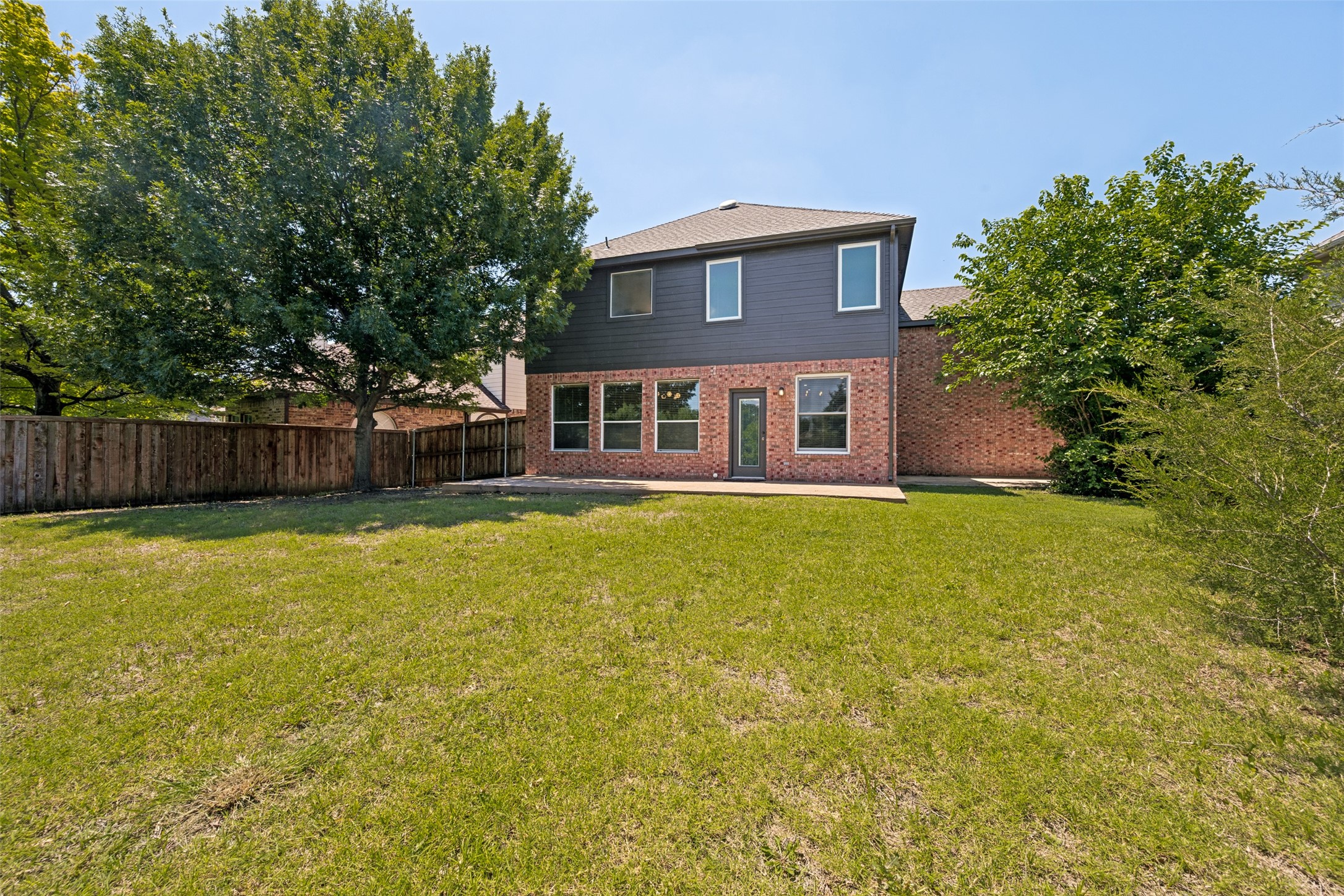 5205 Bay View Drive