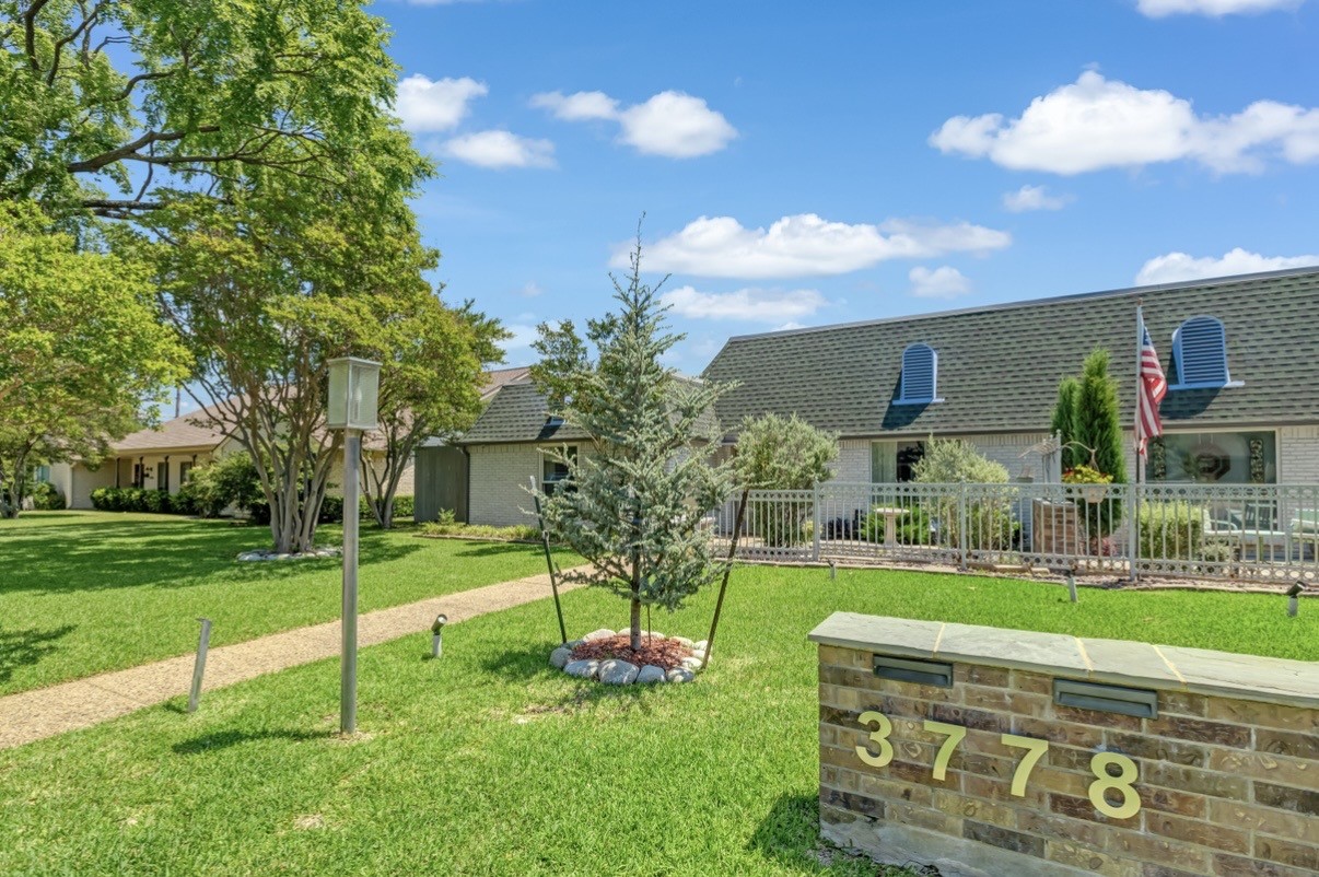 3778 Weeburn Drive