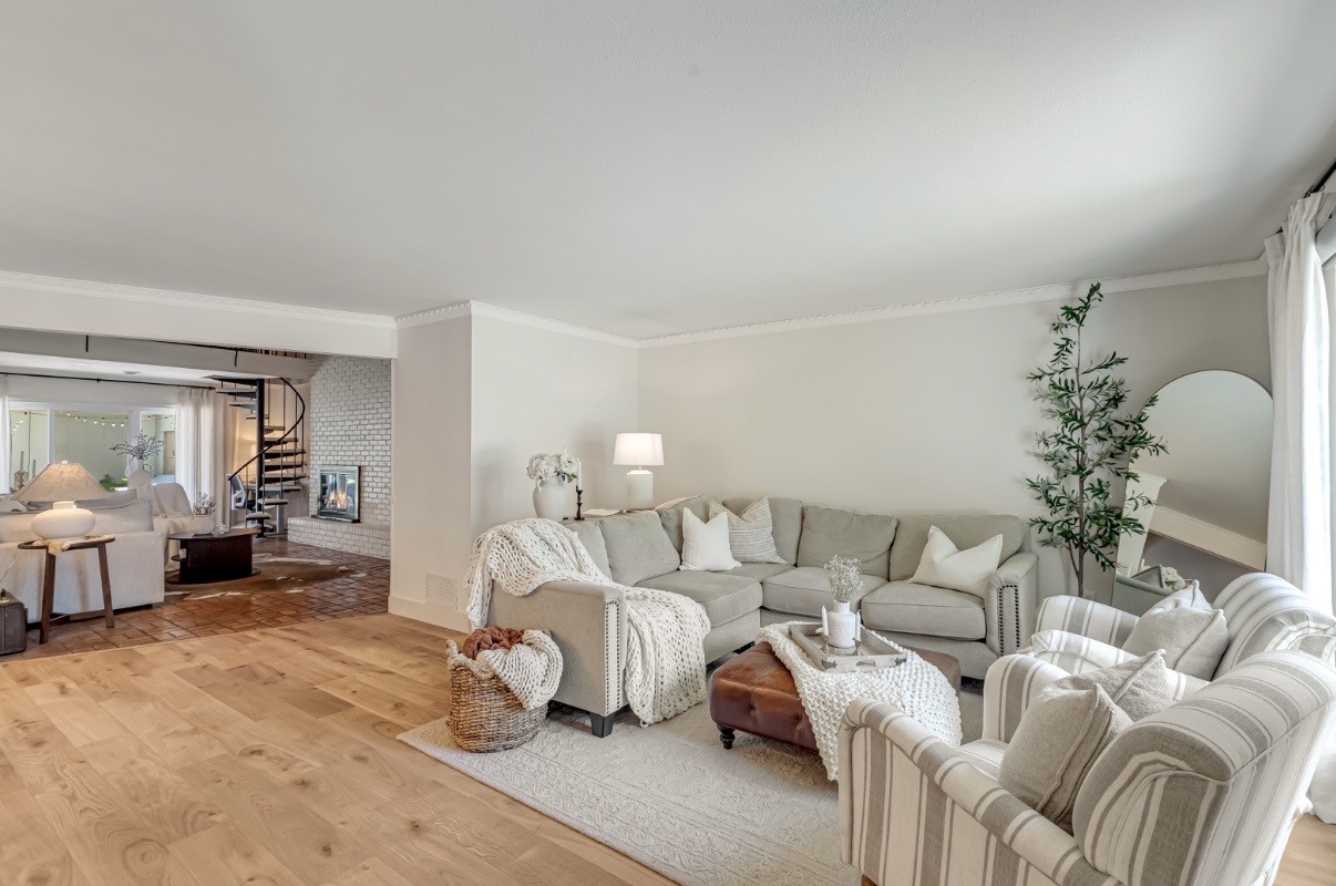 3778 Weeburn Drive