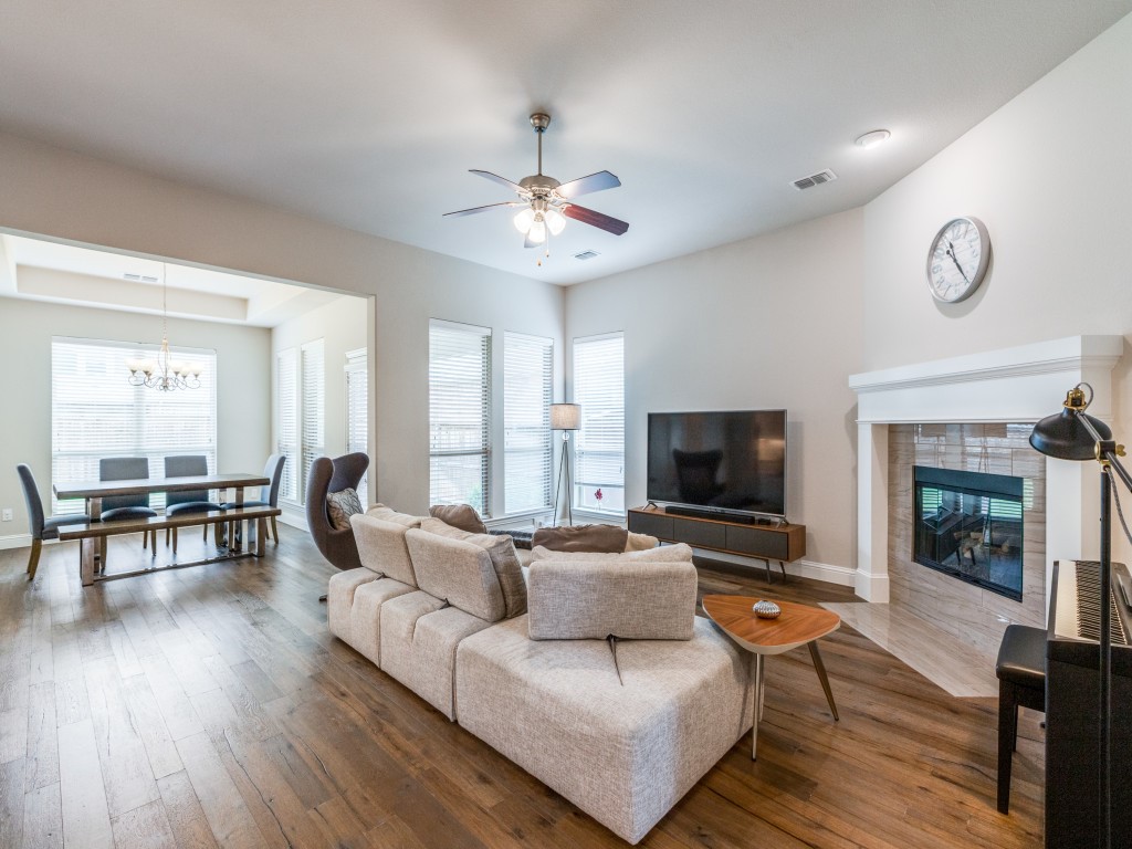 833 Underwood Lane